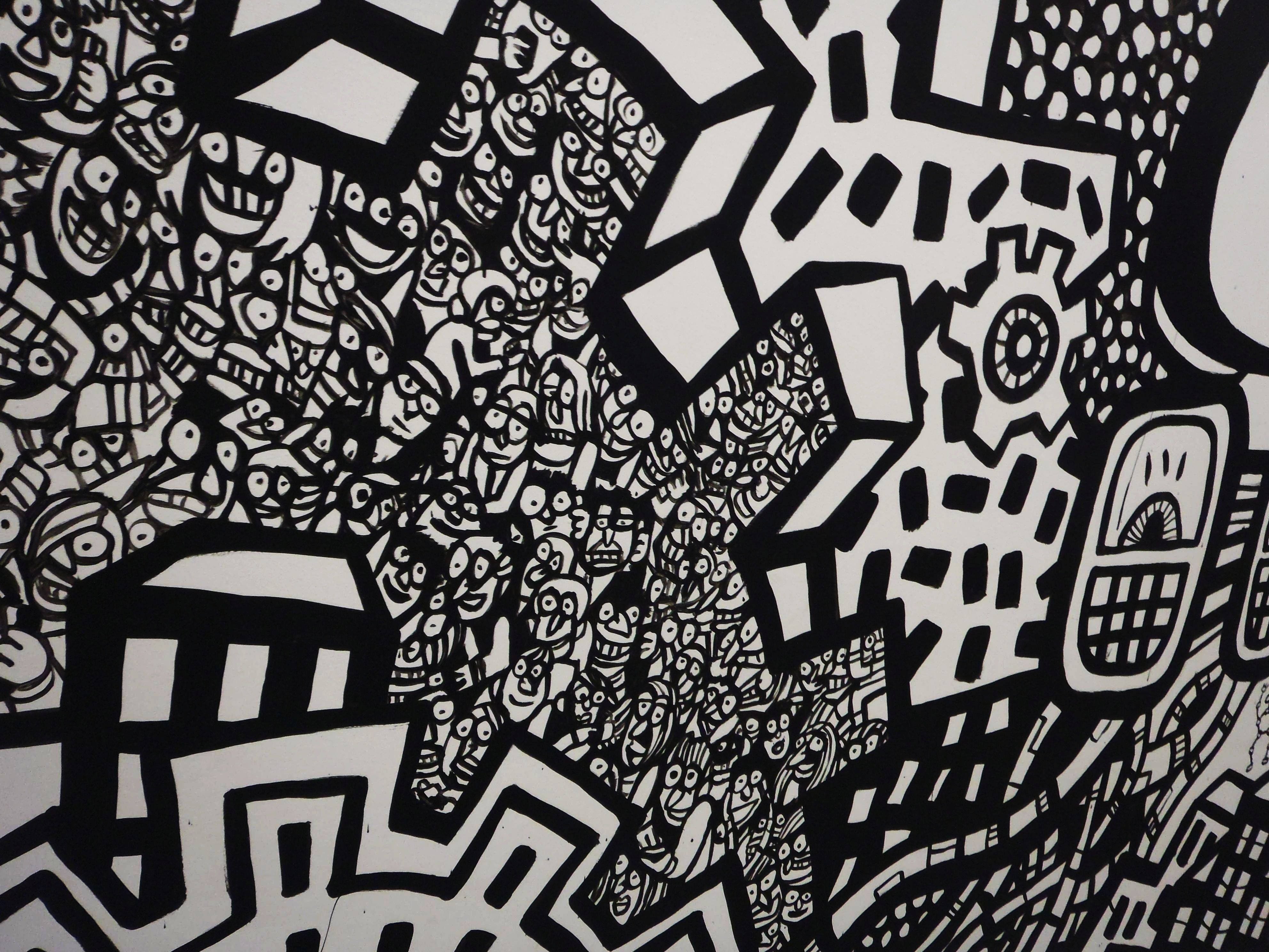 Black And White Graffiti 桌布 壁紙 — 一幅大膽的黑白抽象插圖，充滿風格化的面孔、齒輪和幾何形狀，對比強烈。