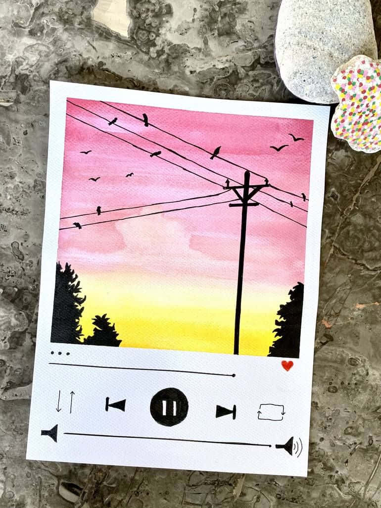 Modern Minimalist Art 桌布 壁紙 — 一幅水彩畫，描繪鳥兒在電線上，背景是粉紅和黃色的日落，以音樂播放器界面形式裱在紋理石上。