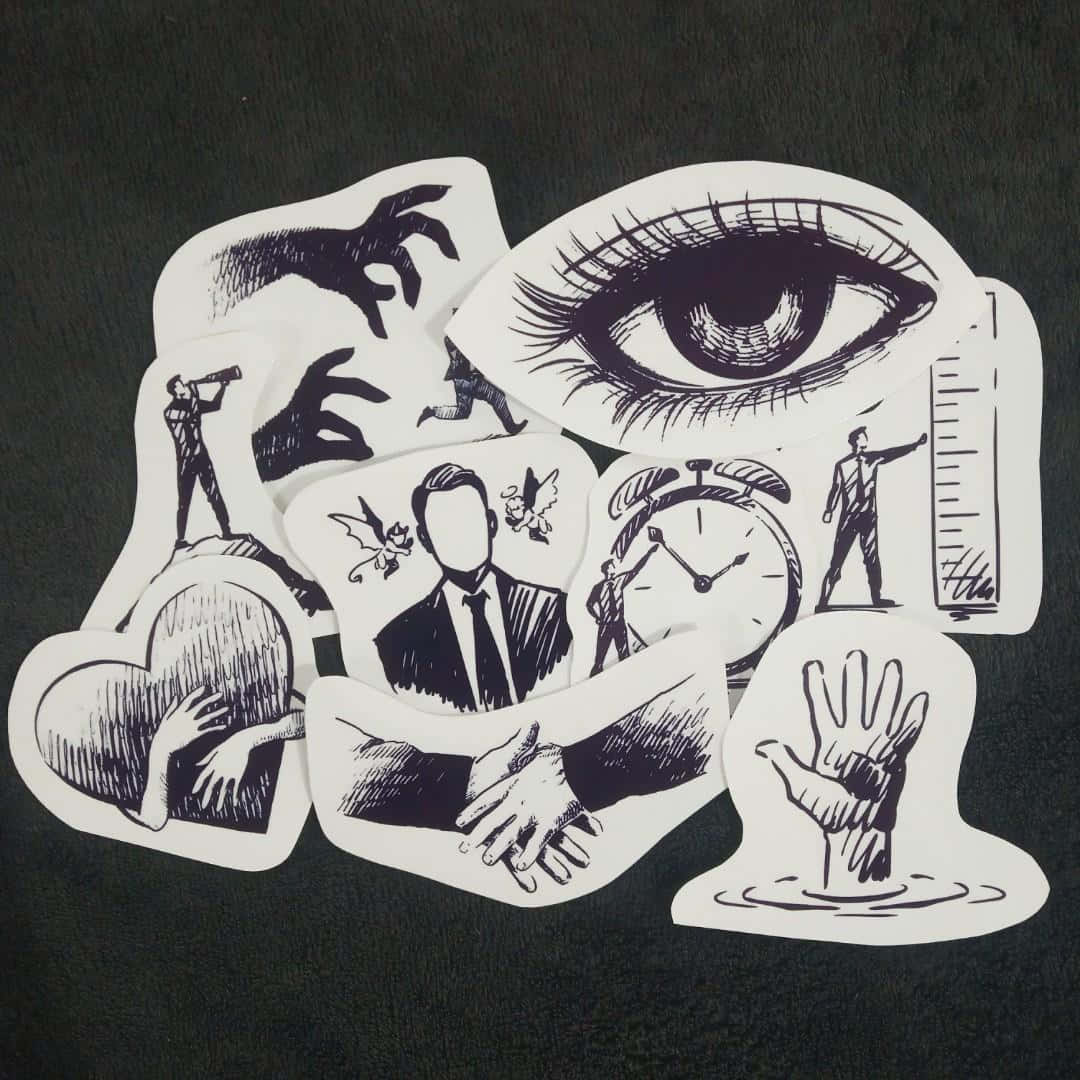 Black Art 桌布 壁紙 — 一幅黑白插圖剪貼畫，包含眼睛、時鐘、商人以及超現實的手，置於深色布料上。