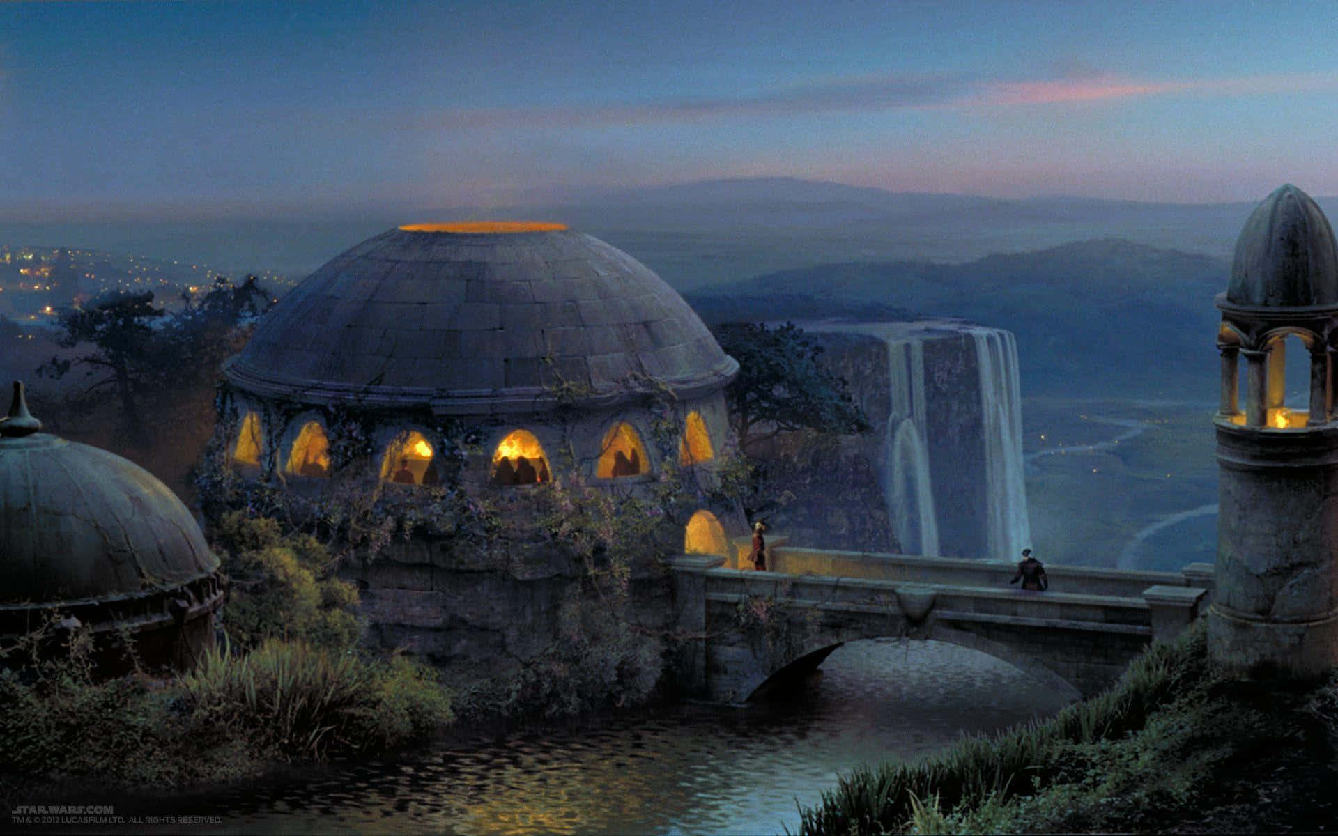Naboo 桌布 壁紙 — 一座宏偉的圓頂建築，窗戶發光，坐落在黃昏時分的瀑布旁，由一座石橋連接，橋上有人行走。
