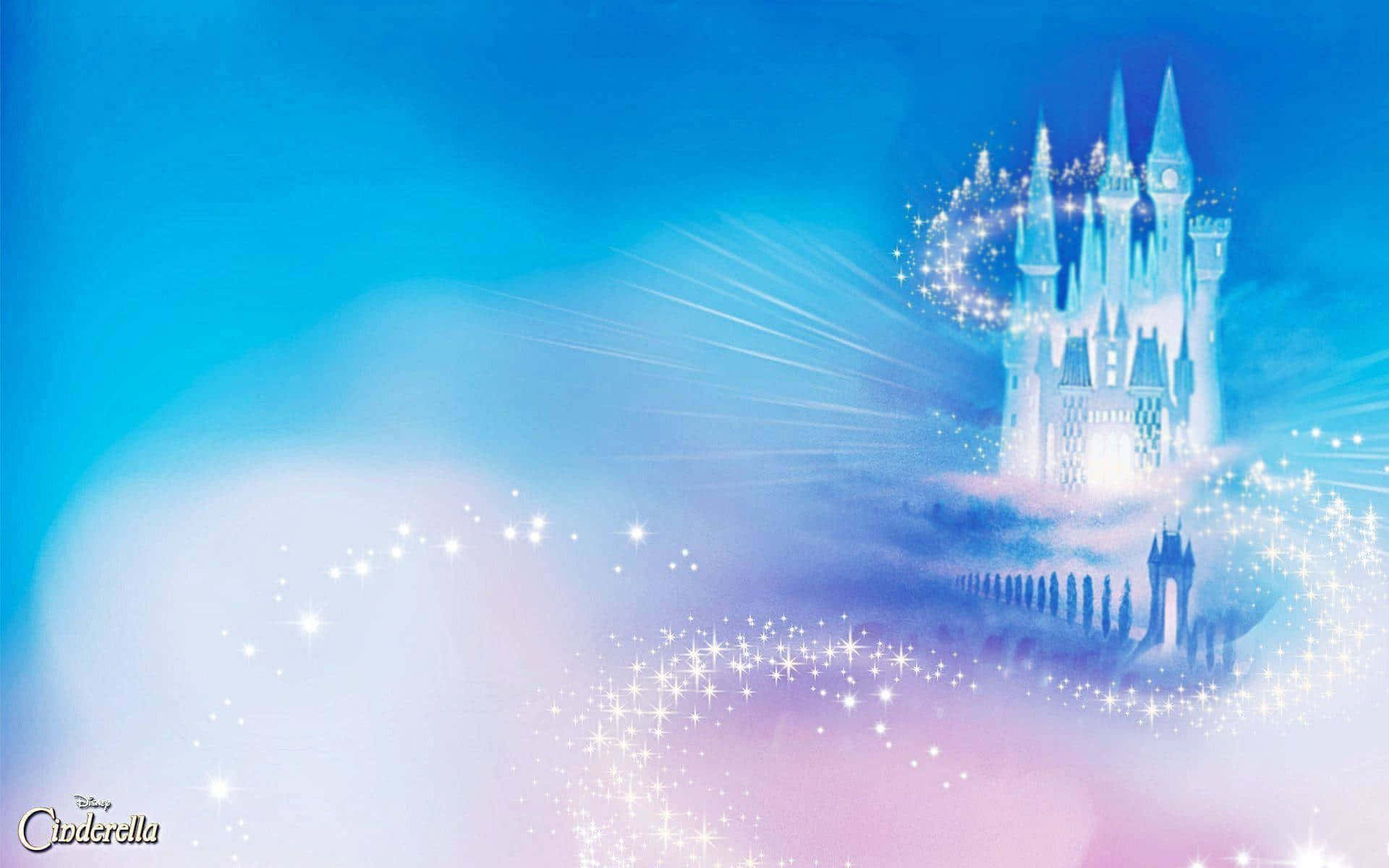 Frozen Castle 桌布 壁紙 — 一座發光的童話城堡從雲層中浮現，周圍環繞著閃爍的魔法塵埃，背景是夢幻般的藍天。