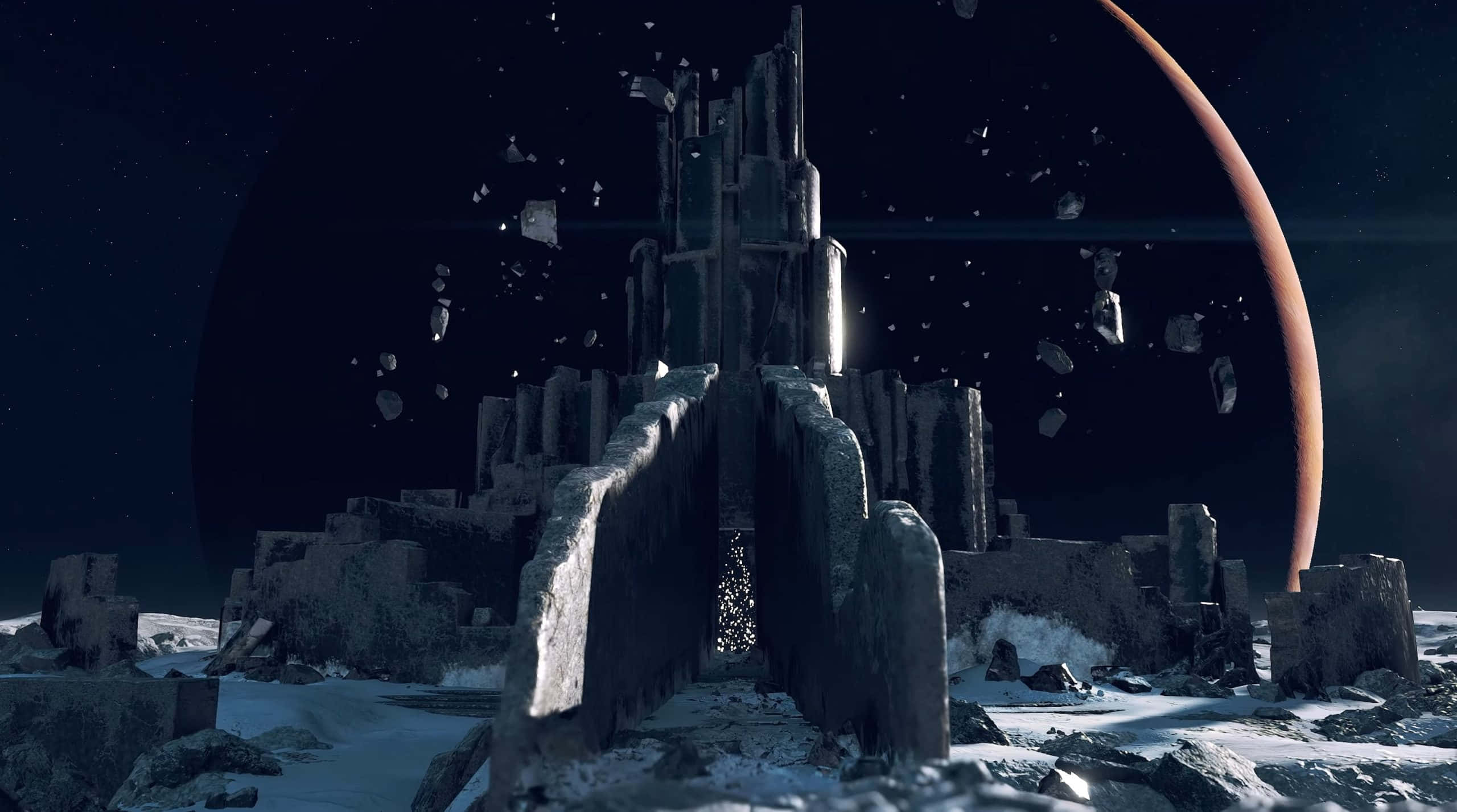 星空動態圖 桌布 壁紙 — 一座破碎的未來廢墟矗立在雪覆蓋的外星行星上，下方是一個巨大的微紅色月亮，漂浮著碎片。