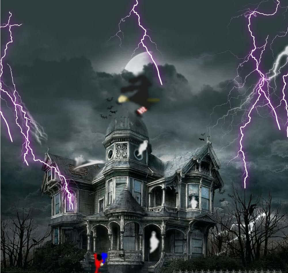 haunted 桌布 壁紙 — 一座維多利亞式鬼屋，在暴風雨的天空下，有紫色閃電和一個女巫飛過滿月。