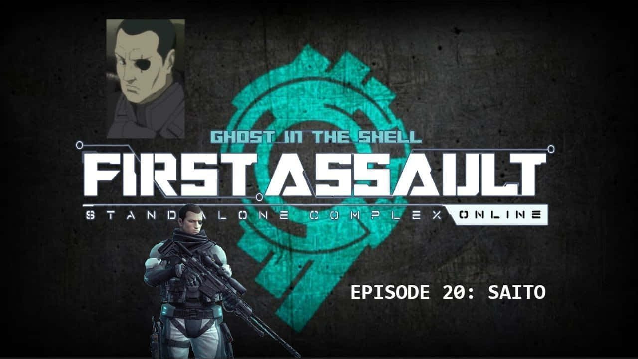 Ghost In The Shell Saito 桌布 壁紙 — 一張以動畫風格呈現的《攻殼機動隊 First Assault Online》宣傳海報，背景為深色紋理，描繪一名持步槍的士兵及齋藤的肖像。