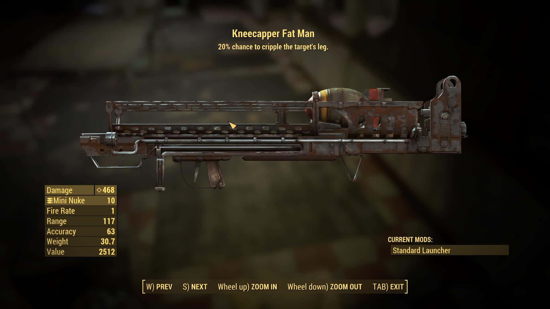 Fallout 4 Fat Man 桌布 壁紙 — 一把名為 Kneecapper Fat Man 的生鏽重型武器，在遊戲庫存中顯示，附有統計數據和模組詳細資訊。