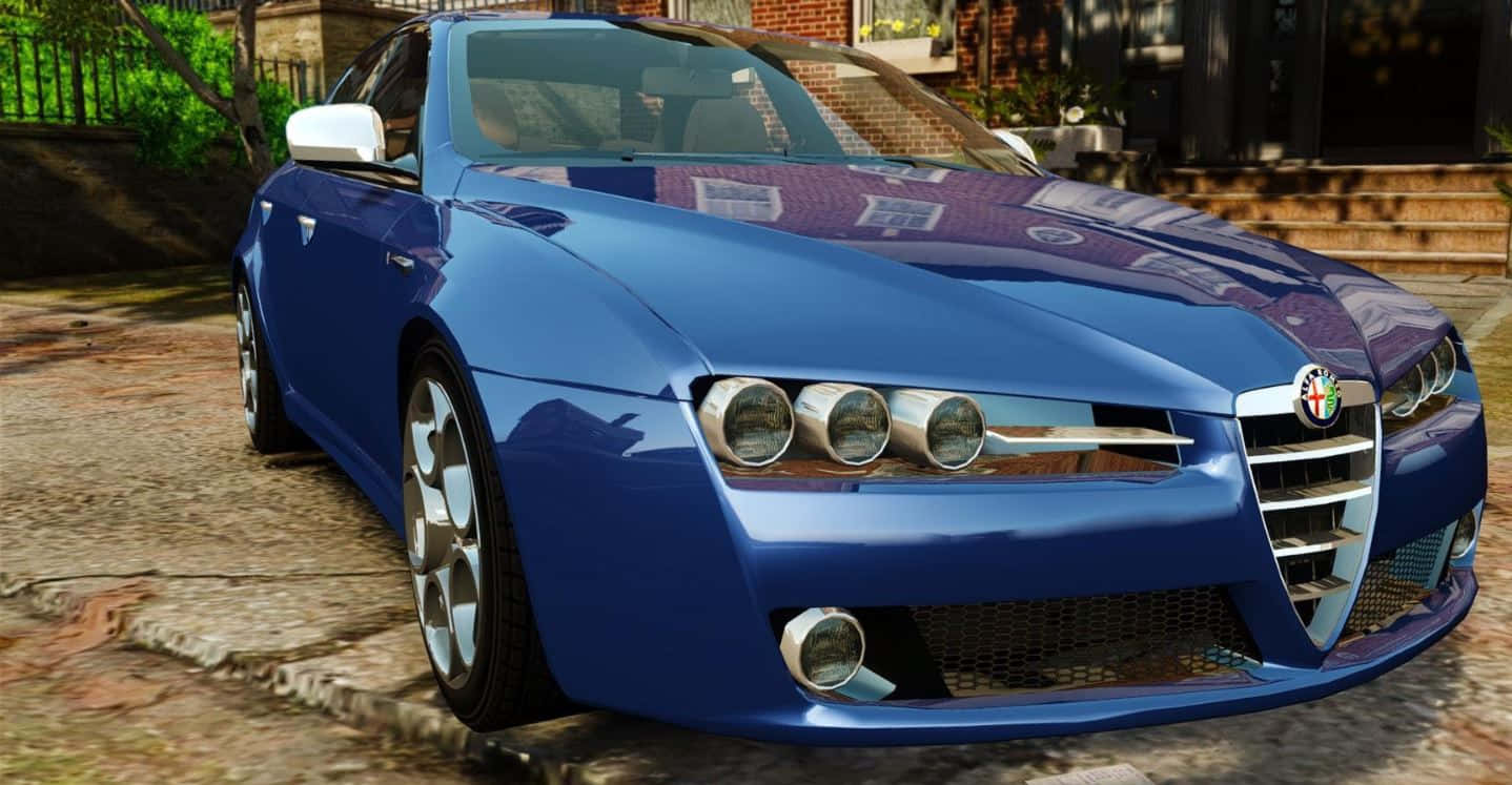 Alfa Romeo 159 桌布 壁紙 — 一架光澤藍色嘅Alfa Romeo跑車停泊喺鵝卵石街道上，背景有磚建築同綠化。