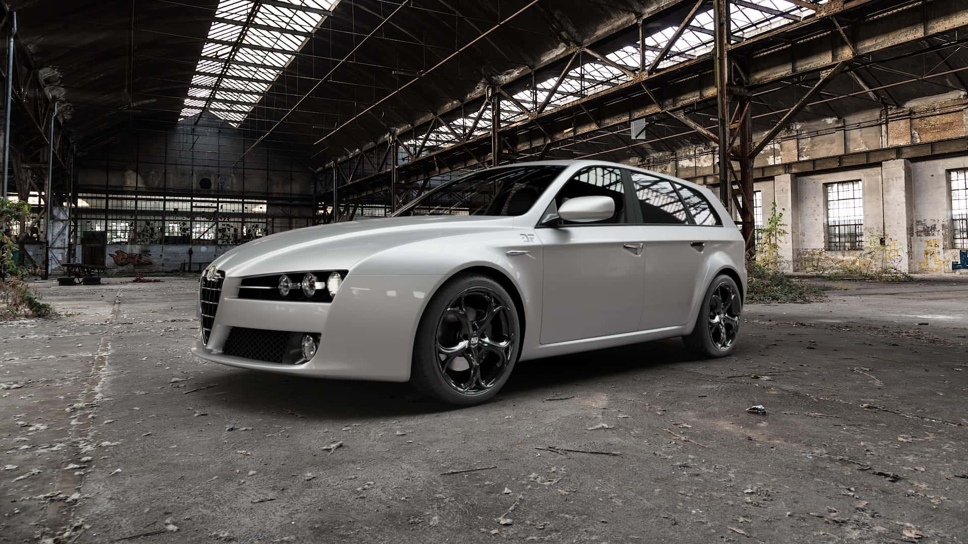 Alfa Romeo 159 桌布 壁紙 — 一架時尚的銀色愛快羅密歐旅行車停放在一個天花高聳、窗戶破損的破舊工業倉庫內。