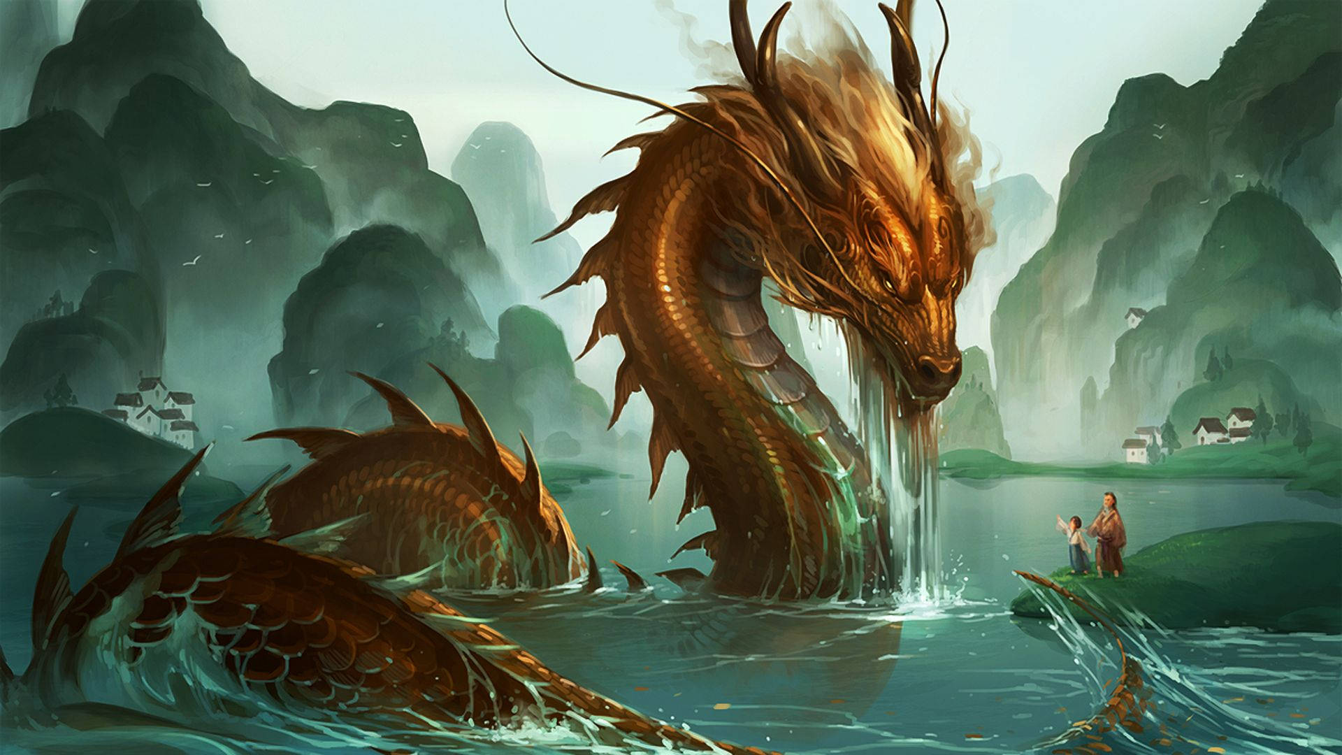 Japanese Dragon Pc 桌布 壁紙 — 一條雄偉的金龍從村莊旁邊霧氣瀰漫的水中升起，牠的頭高聳在河岸上的兩個小人影之上。