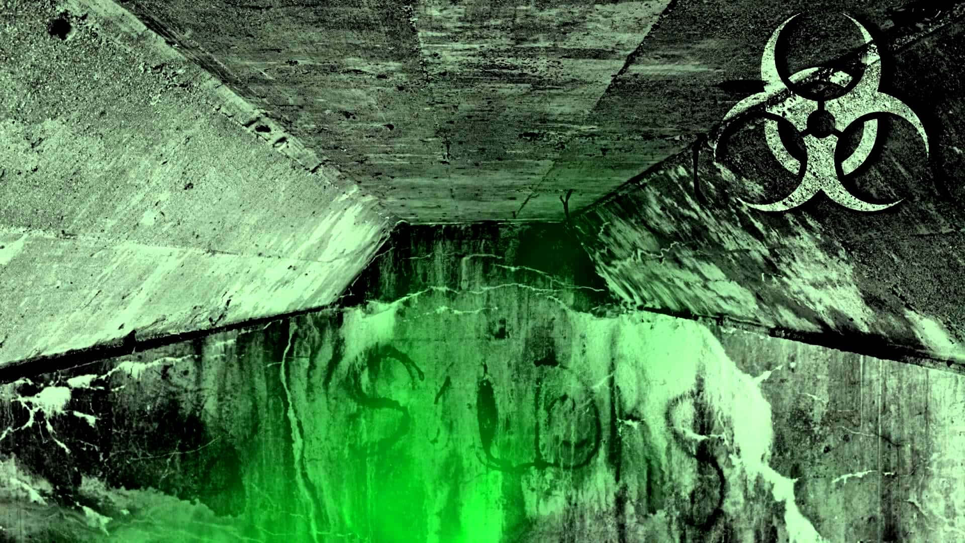 toxic 桌布 壁紙 — 一條骯髒的混凝土隧道，沐浴在詭異的綠色光芒中，牆上有生物危害標誌和塗鴉。