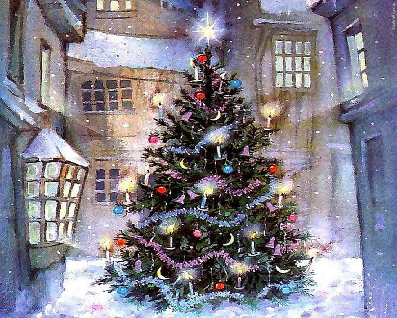 Vintage Christmas 桌布 壁紙 — 一棵水彩聖誕樹，裝飾著蠟燭和飾物，矗立在舊建築之間的雪地小巷中，雪花飄落。