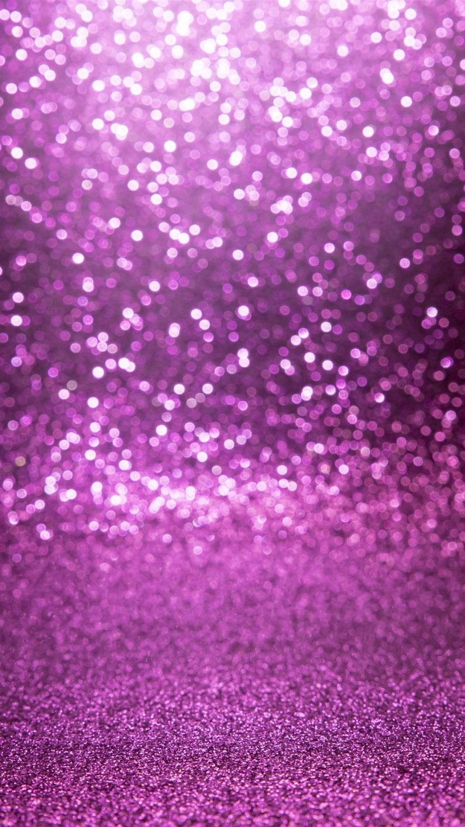 Bokeh 桌布 壁紙 — 一片閃耀的紫色閃粉場地，搭配散景高光，營造出夢幻閃爍的質感。