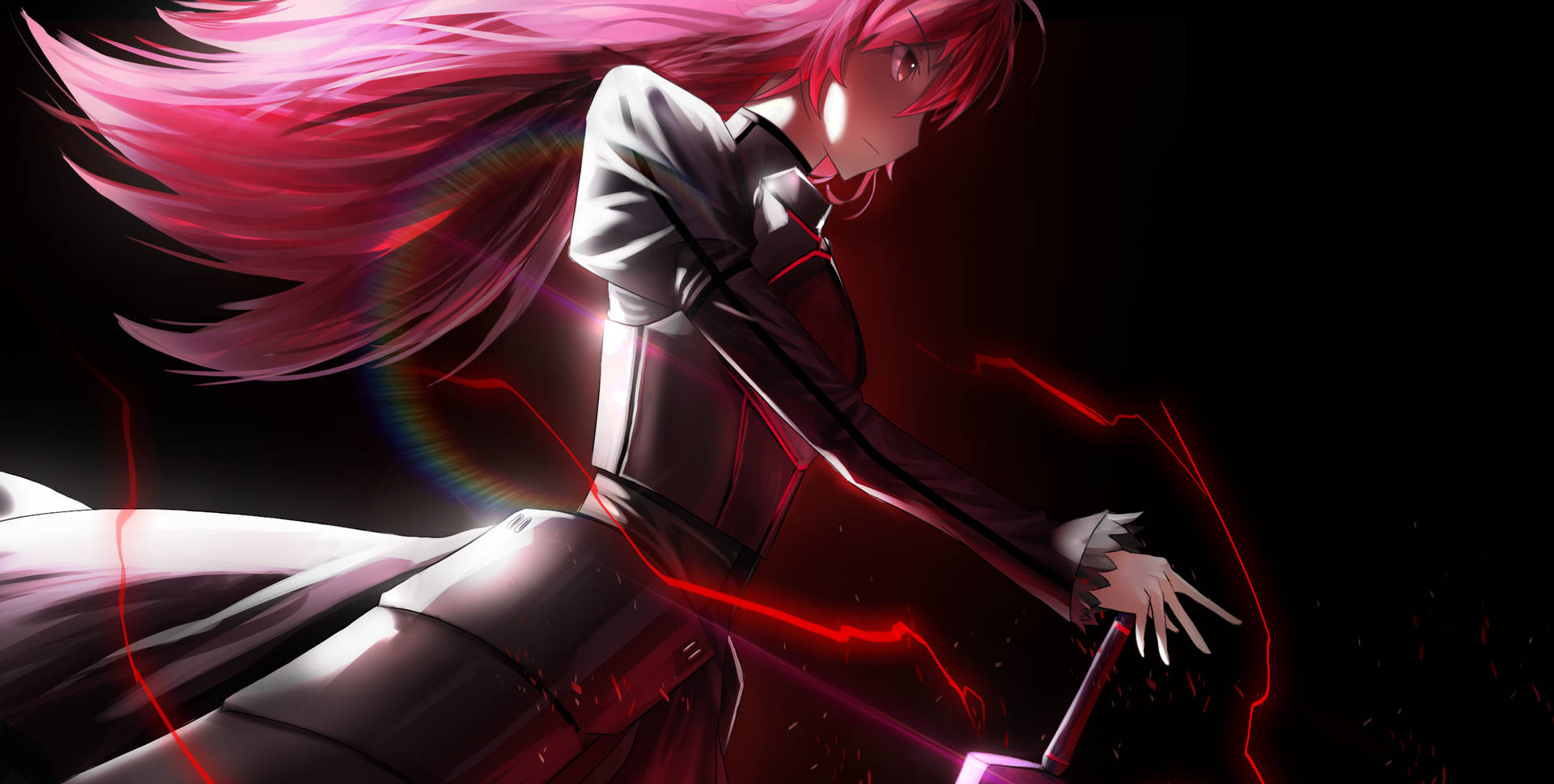 一窺 Fate 系列的世界 壁紙 — 一個充滿動感的動漫女孩，擁有飄逸的粉紅色頭髮和發光的紅色能量線，在黑暗背景下擺出強有力的姿勢。