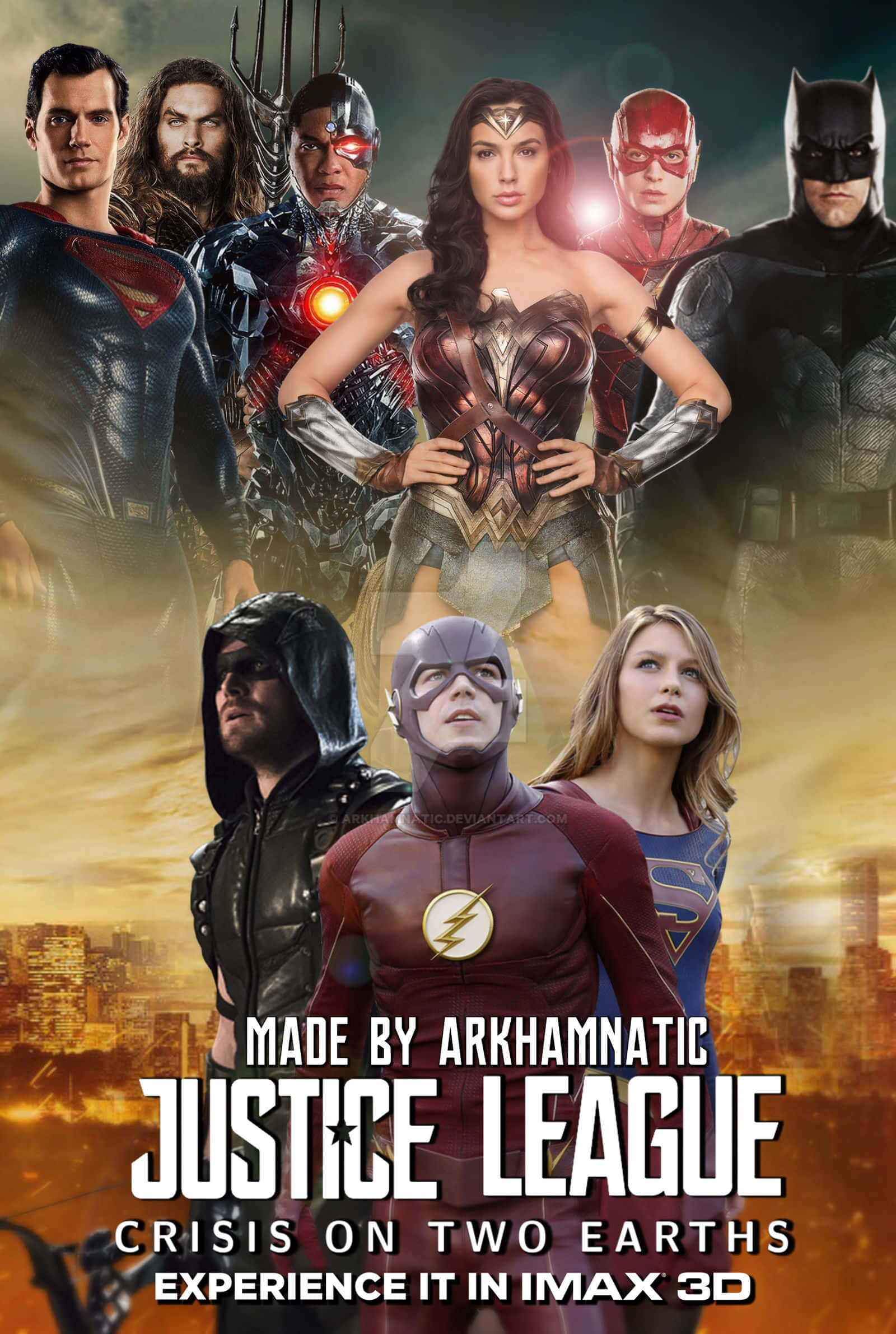 Justice League Crisis On Two Earths 桌布 壁紙 — 一群充滿活力的超級英雄，包括神奇女俠、超人和蝙蝠俠，英勇地站在火熱的城市背景下。