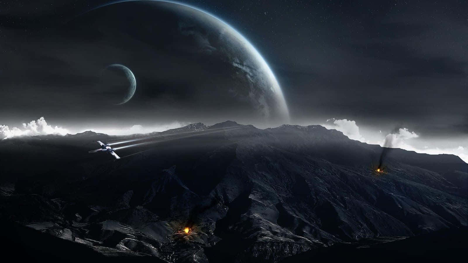 Cool Star Wars 桌布 壁紙 — 一艘太空船在繁星點點的夜空中，飛越崎嶇的外星山脈，下方是巨大的行星和彎月。