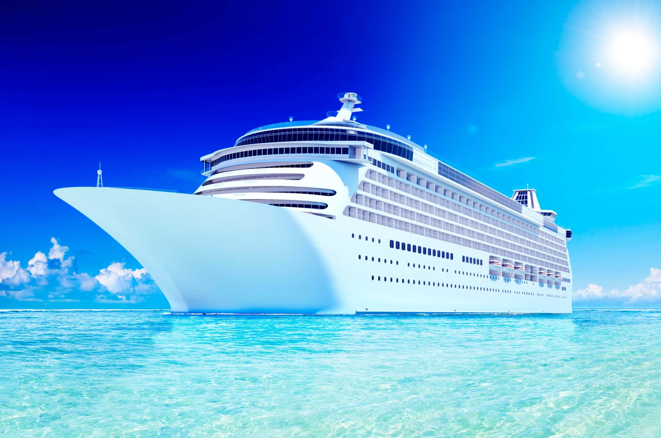 Ship 桌布 壁紙 — 一艘巨大的白色郵輪在晴朗藍天和明亮陽光下，滑行於清澈碧綠的海水中。