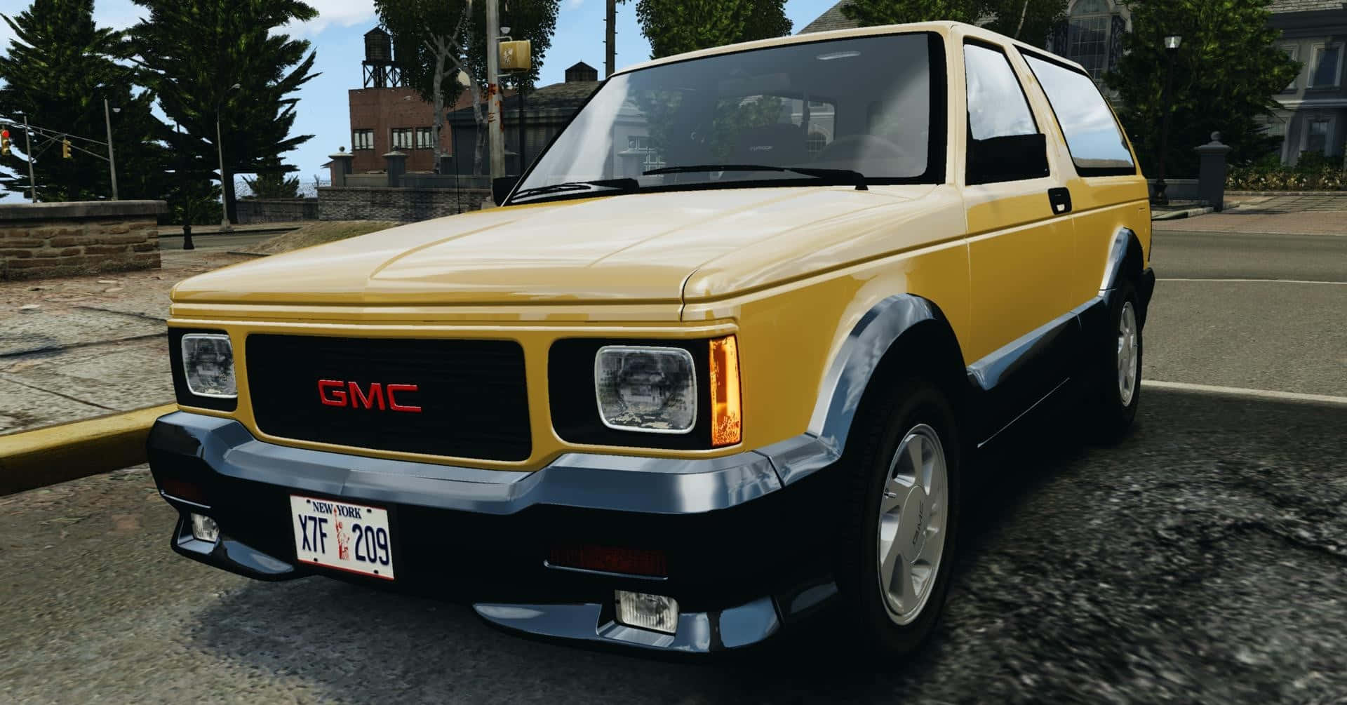 Gmc Typhoon 桌布 壁紙 — 一輛復古黃黑配色的GMC Jimmy SUV停放在郊區街道上，沐浴在明亮的日光下。