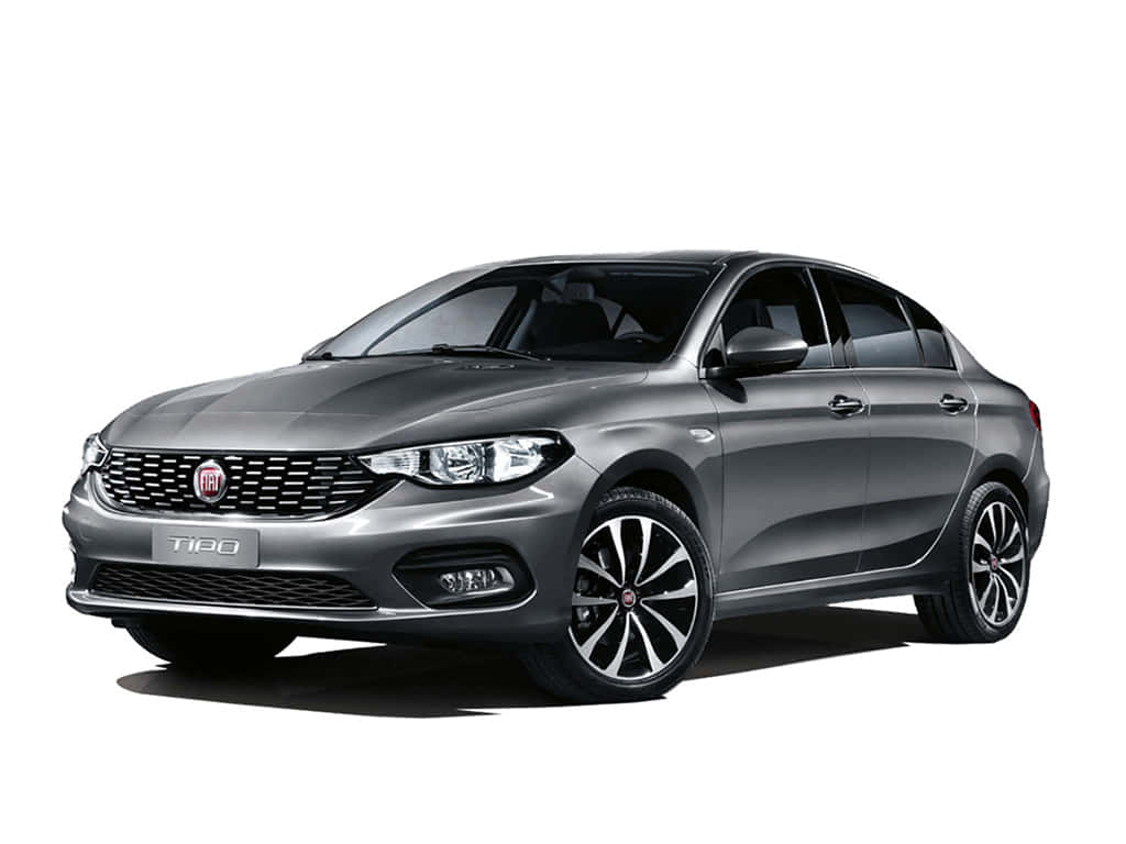 Fiat Tipo 桌布 壁紙 — 一輛時尚的銀色 Fiat Tipo 房車在攝影棚燈光下，以潔白背景展示。