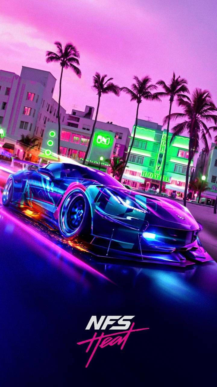 Sports Car 桌布 壁紙 — 一輛發光的霓虹跑車在暮色中疾馳穿過充滿活力的邁阿密街道，兩旁有棕櫚樹和發光的建築物。