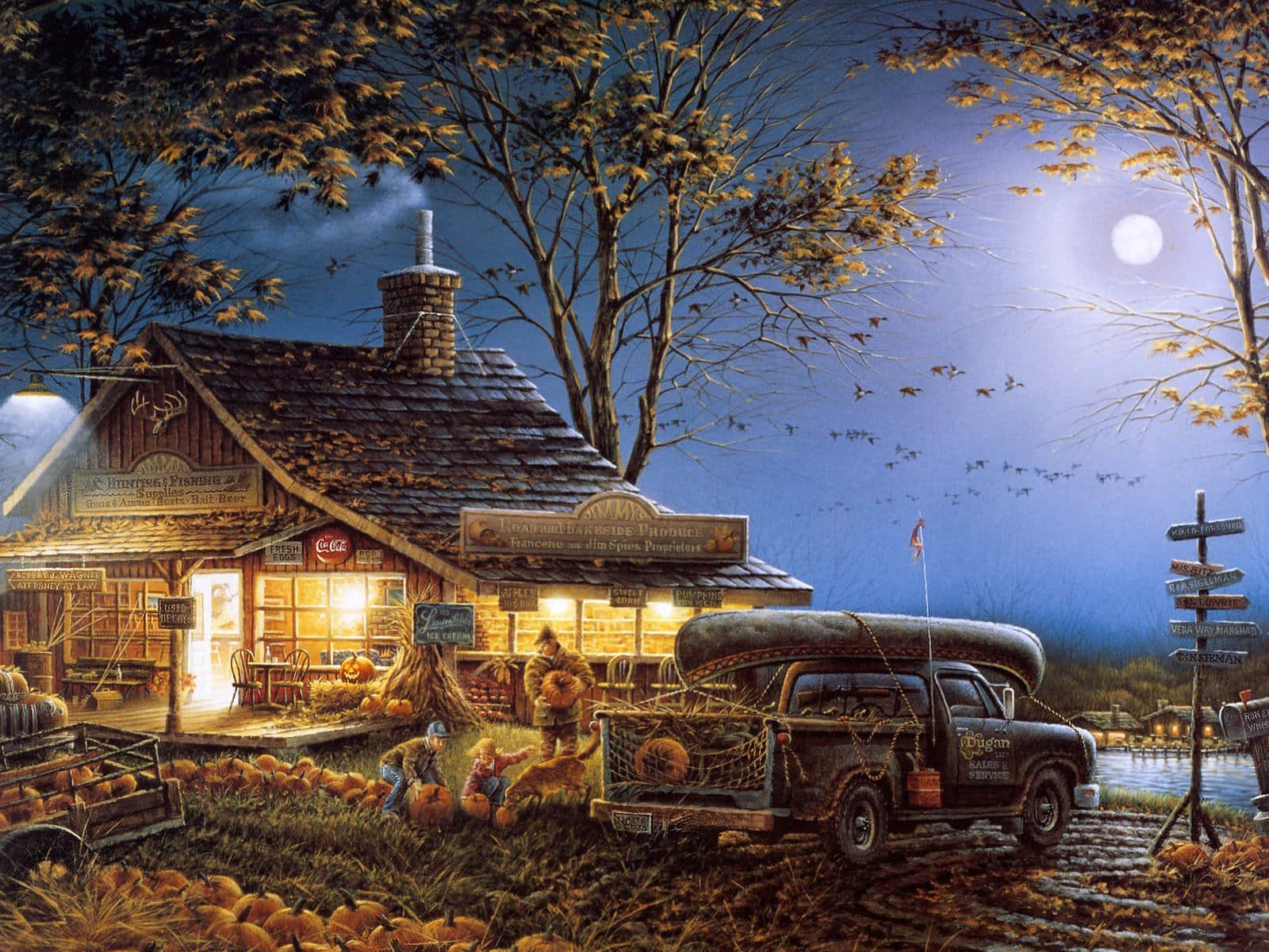 Fall Country 桌布 壁紙 — 一間舒適的鄉村小屋在月光下的秋夜中溫暖地發光，周圍環繞著南瓜和一輛復古卡車。