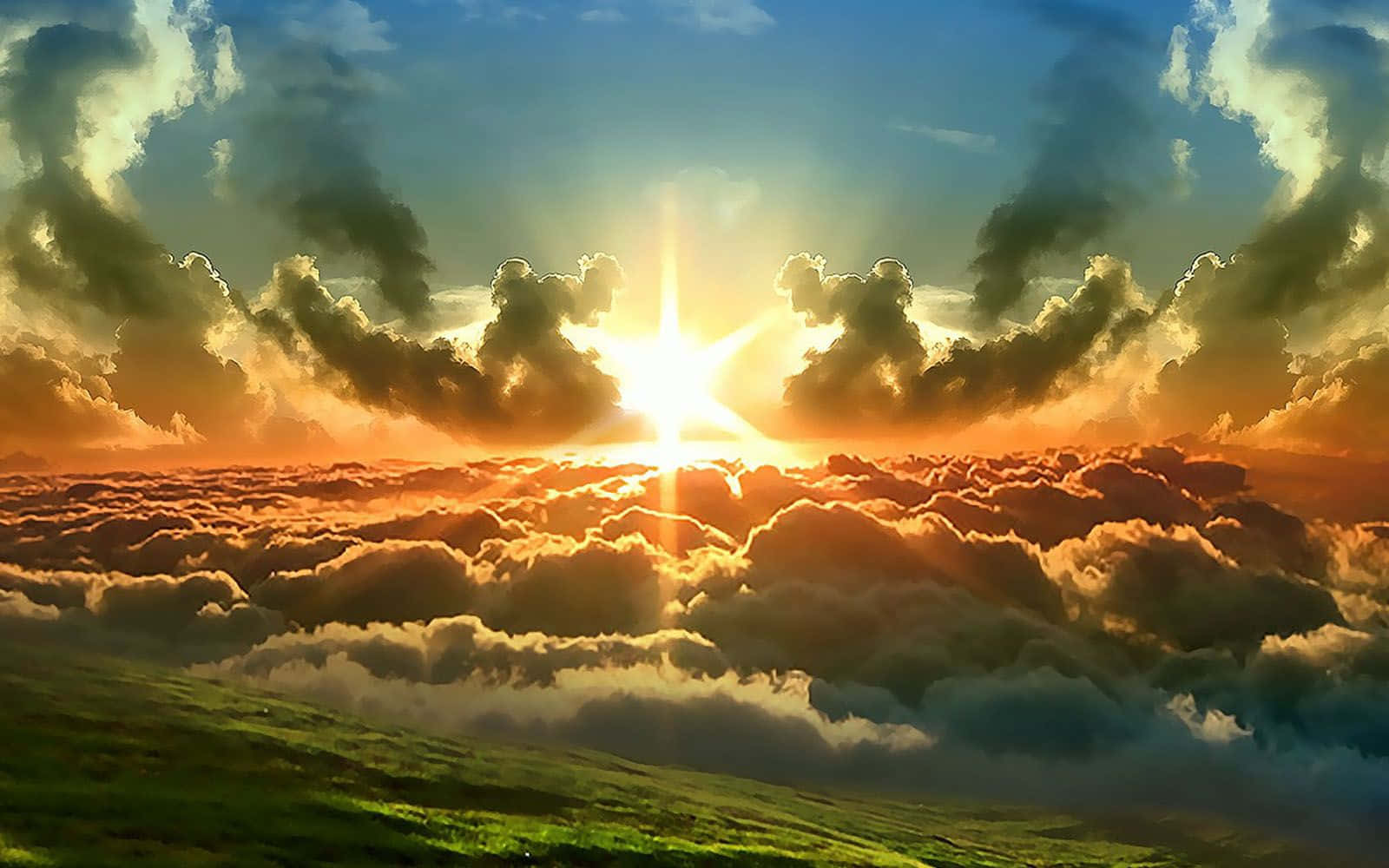 一陣清新空氣 壁紙 — 一輪燦爛的太陽穿過戲劇性的雲層，照耀在綿綿白雲之上，前景是鬱鬱蔥蔥的綠色山丘。