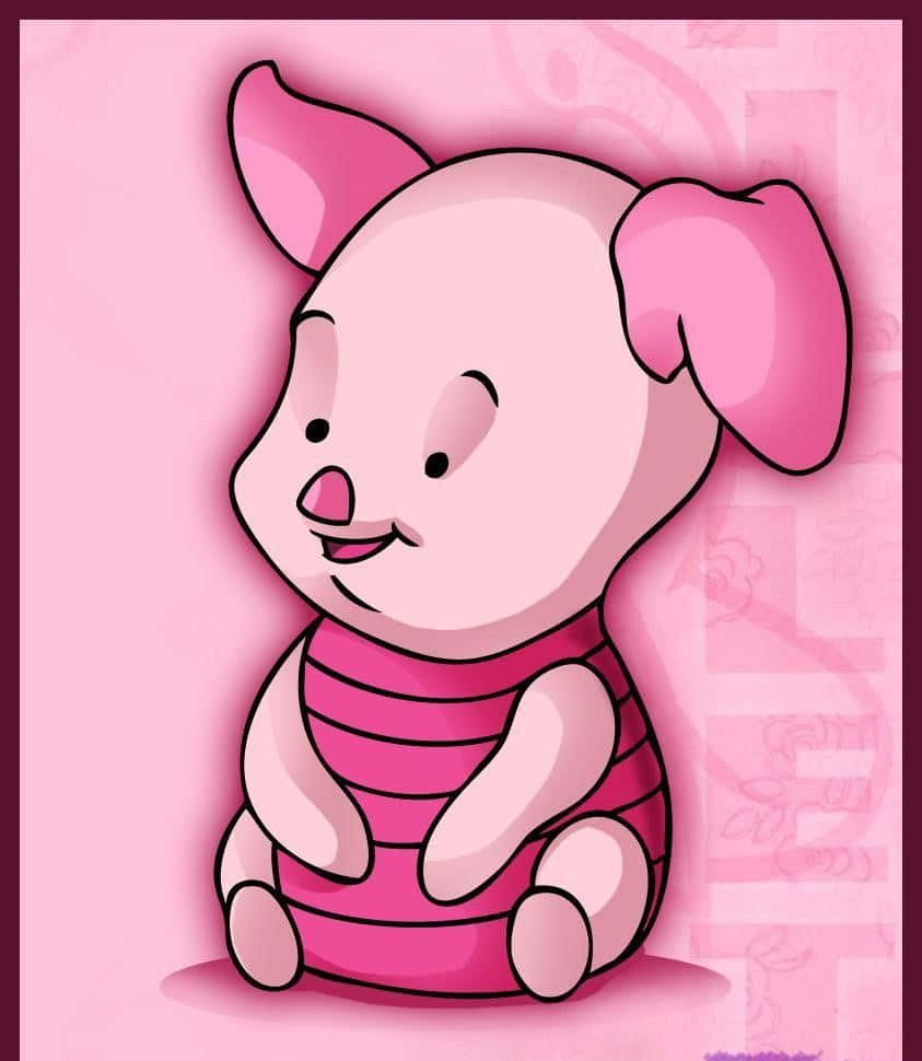 Piglet 桌布 壁紙 — 一隻可愛的卡通小豬穿著粉紅色條紋襯衫，坐在柔和的粉紅色背景前微笑。