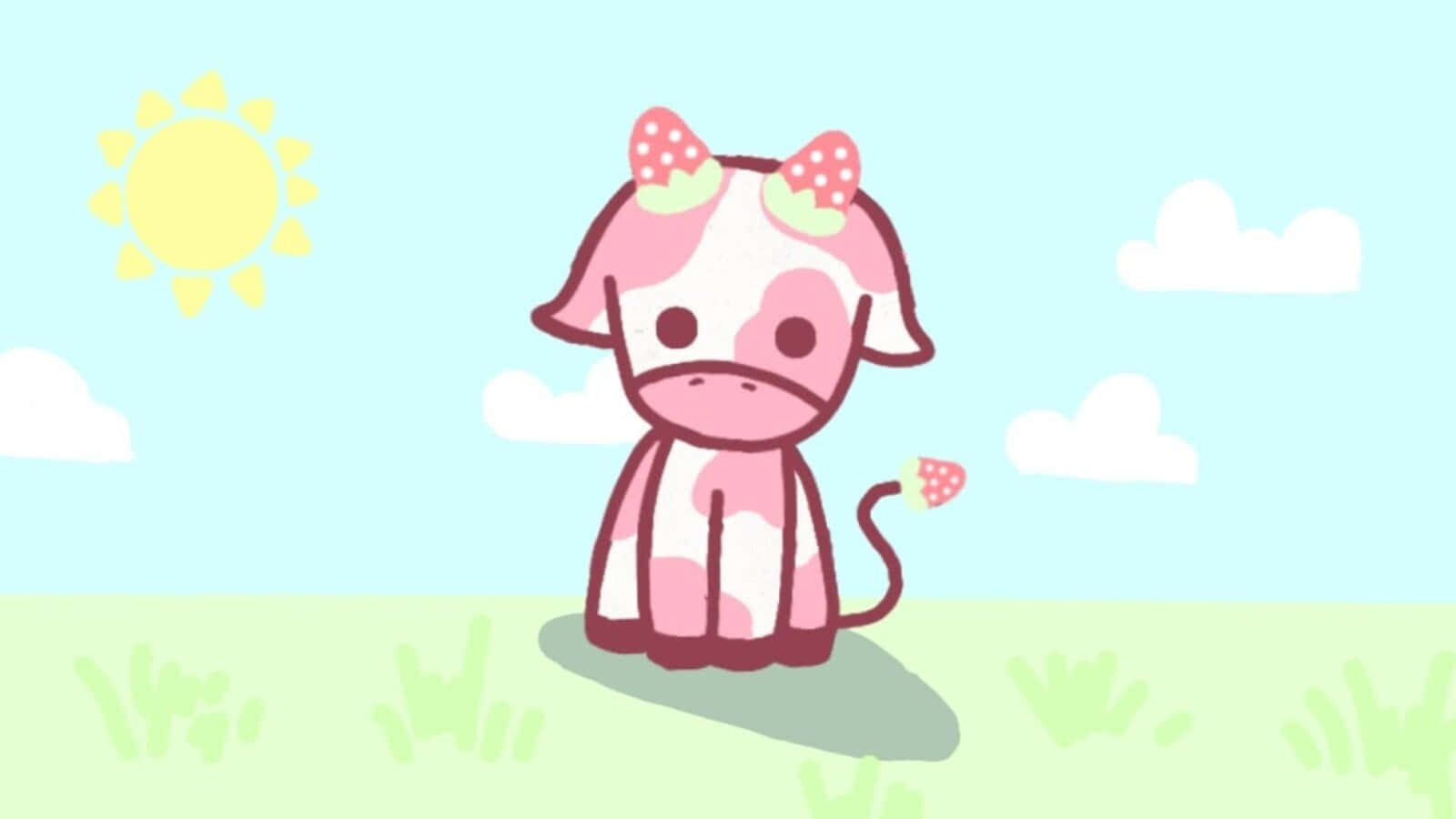 Kawaii Strawberry Cow 桌布 壁紙 — 一隻可愛的粉紅色和白色斑點牛，戴著草莓髮帶，站在陽光明媚的田野裡，天空是淺藍色，有蓬鬆的雲朵。