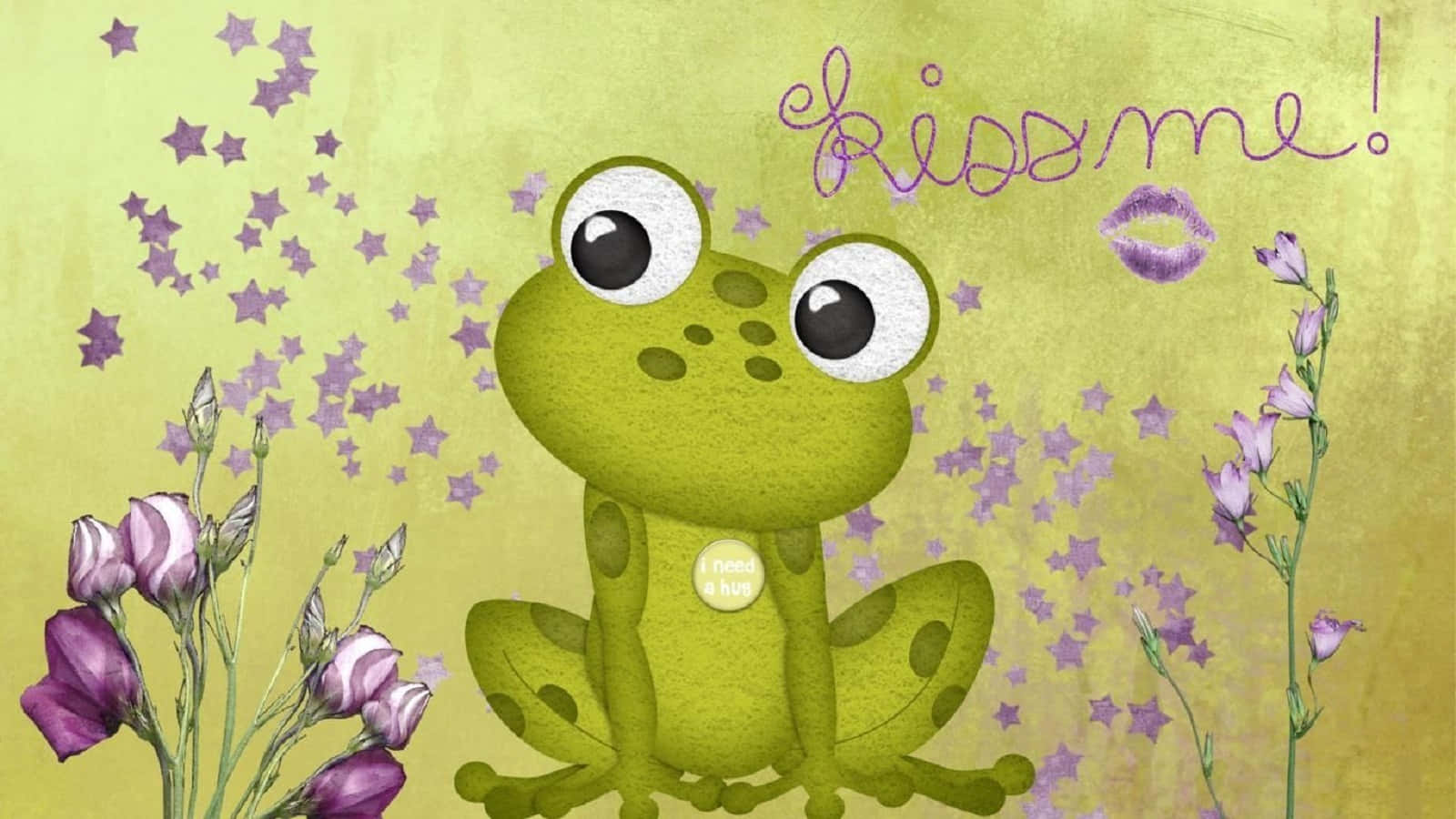 Cute Frog 桌布 壁紙 — 一隻可愛的綠色卡通青蛙，大眼睛，坐在紫色花朵和星星之間，帶有「吻我！」文字。