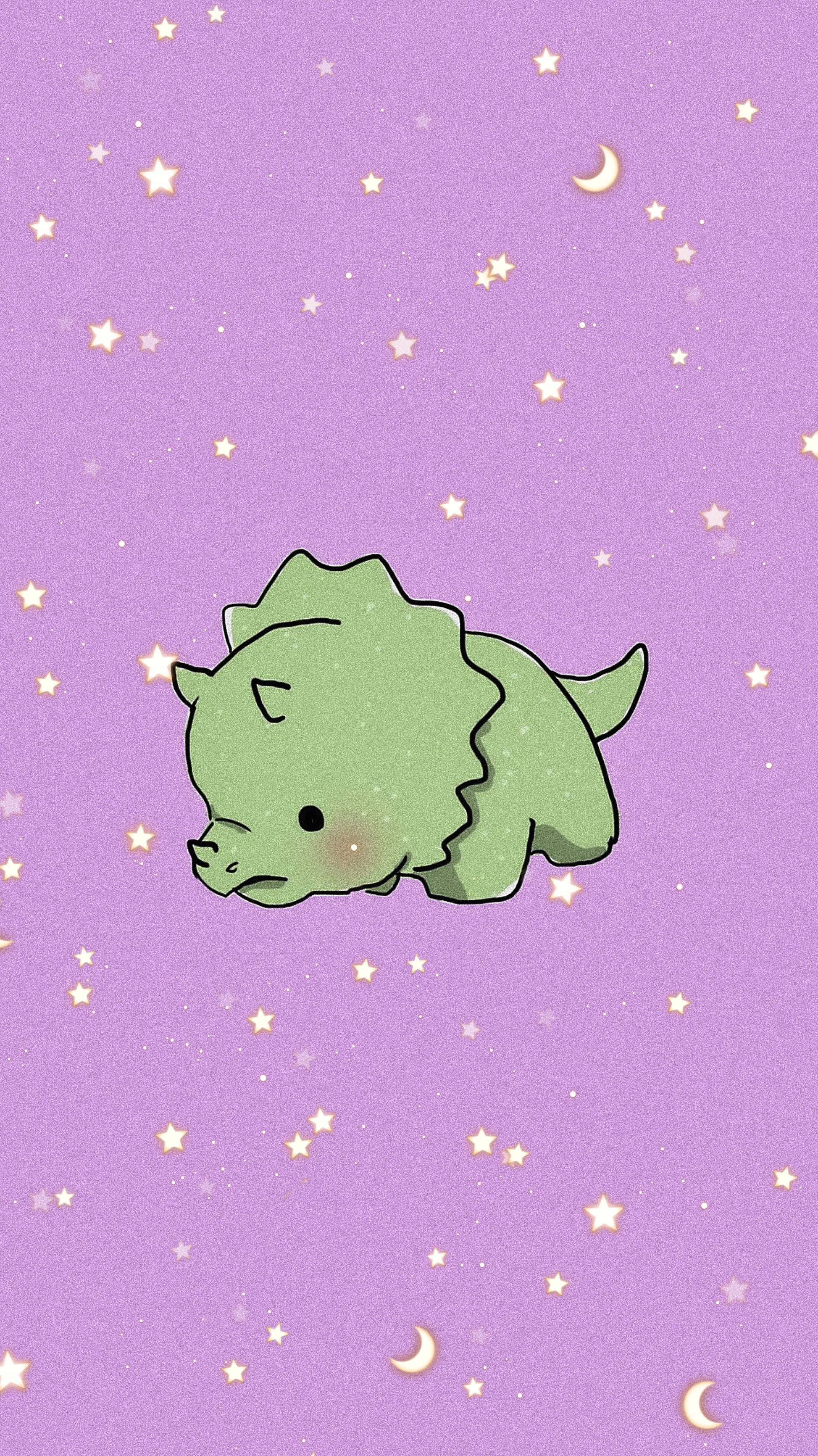 可愛恐龍 桌布 壁紙 — 一隻可愛的綠色恐龍在滿是星星和彎月的紫色天空下安詳地睡著。