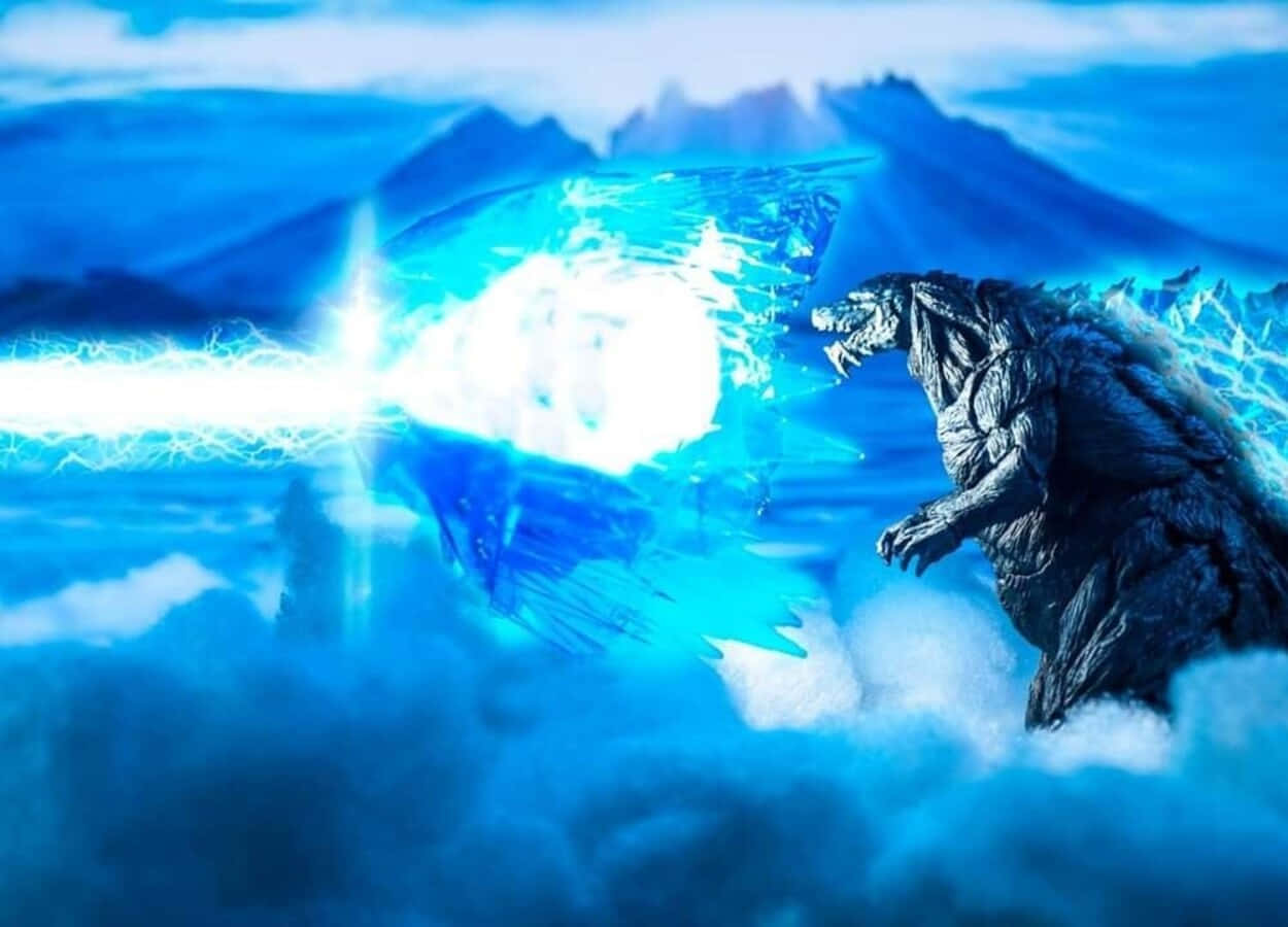 Godzilla Earth 桌布 壁紙 — 一隻巨大的哥斯拉從暴風雲中出現，在群山背景下釋放出刺眼的藍色原子吐息。