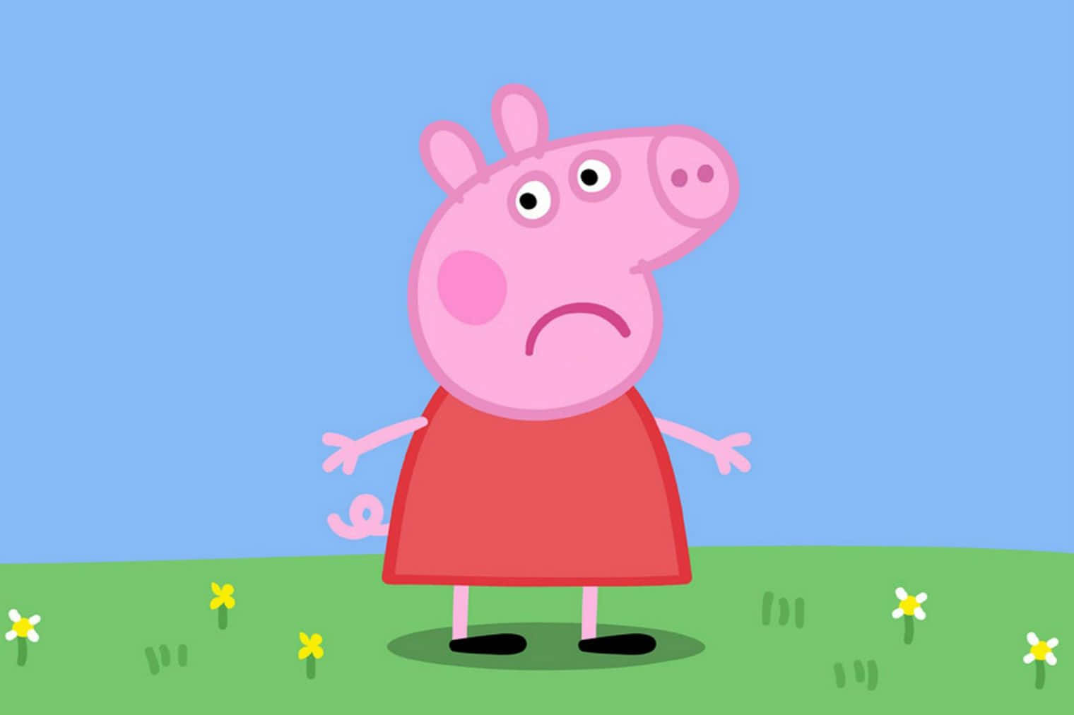 一隻快樂的豬在草地上吃草 壁紙 — Peppa Pig 企喺一片有散落花朵嘅草地上，藍天白雲，睇起嚟有啲唔開心。