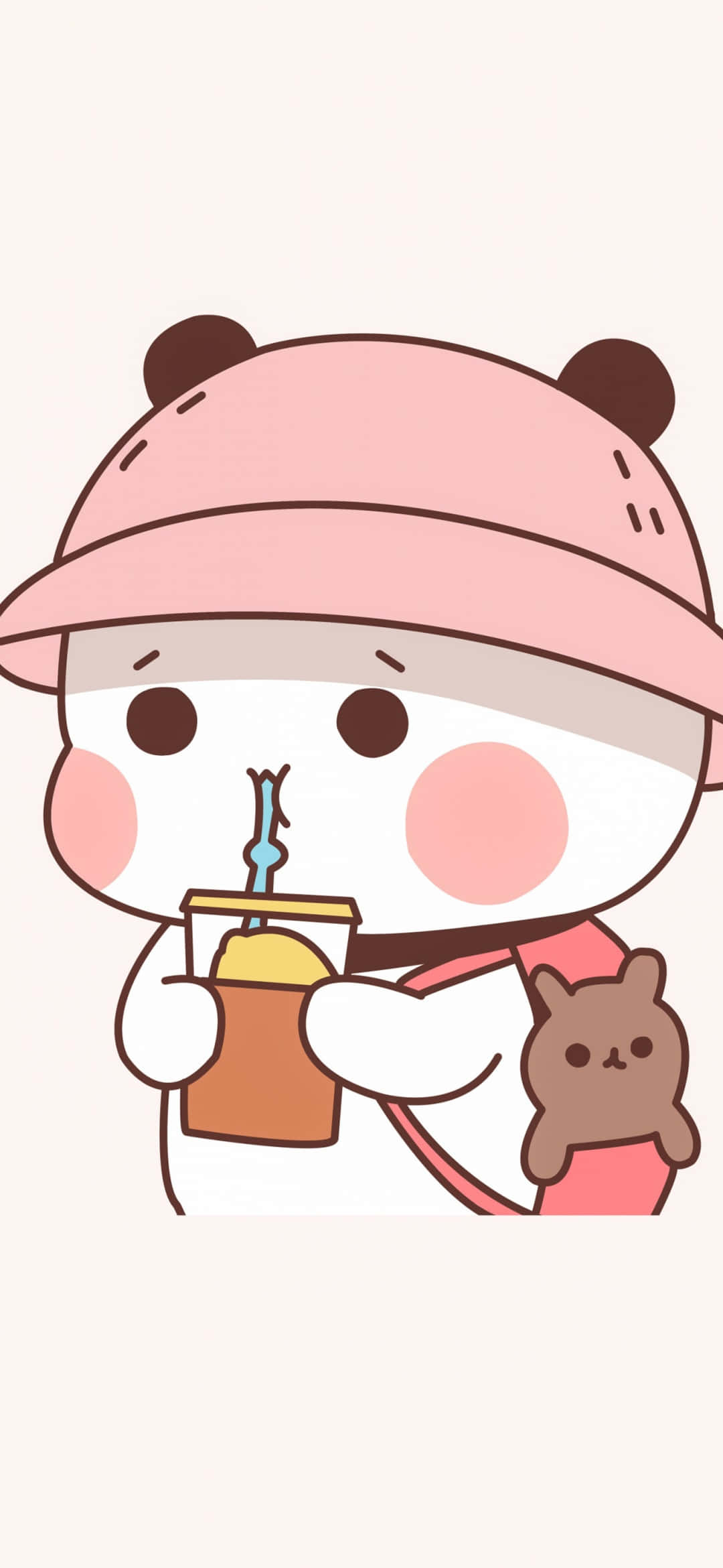 Kawaii Cartoon 桌布 壁紙 — 一隻戴著粉紅色帽子的可愛卡通熊，一邊拿著小毛絨玩具，一邊啜飲飲料。