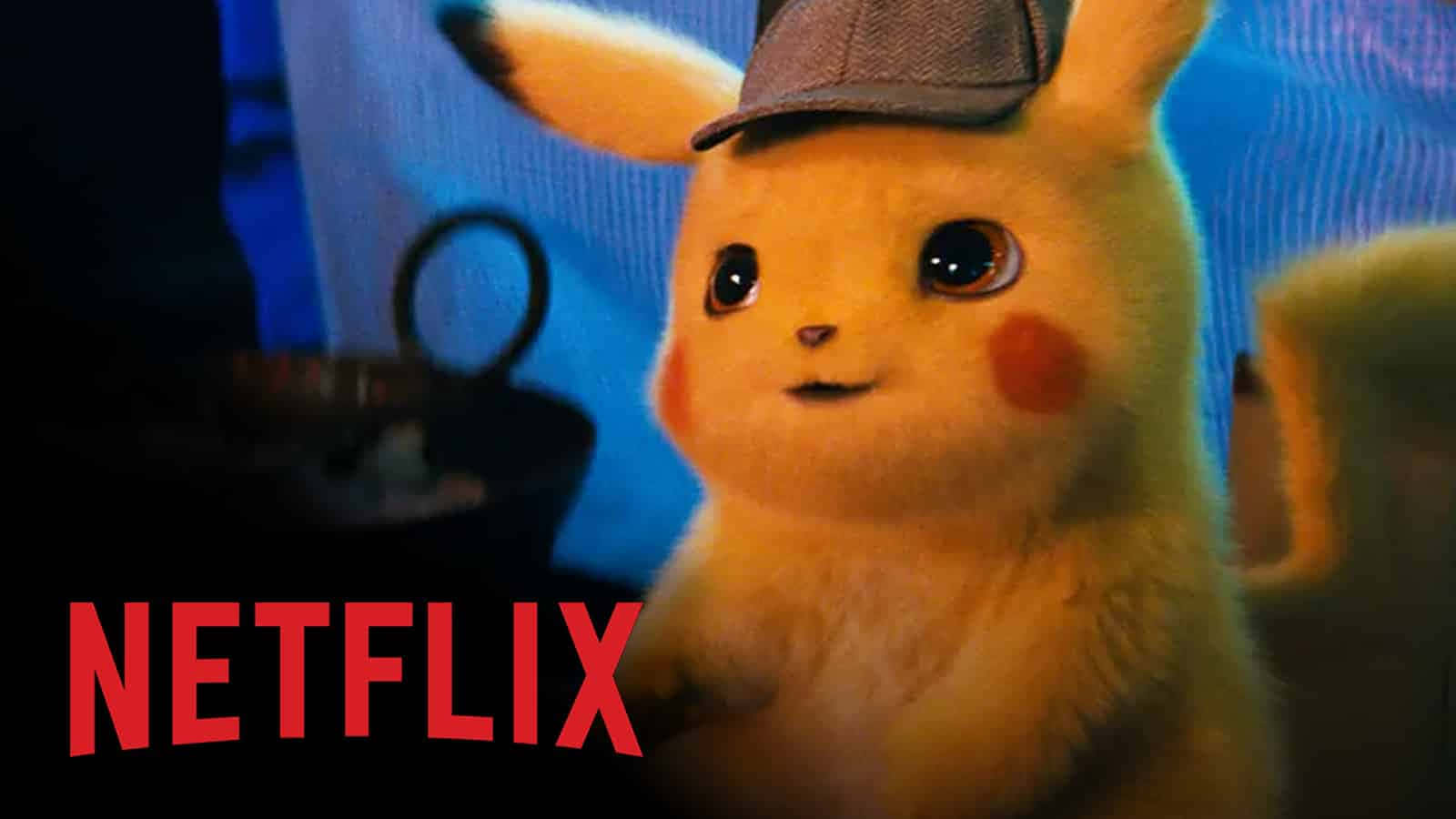 Pokemon Tv Shows 桌布 壁紙 — 一隻毛茸茸的黃色比卡超戴著偵探帽，在昏暗的房間裡好奇地看著觀眾，旁邊有Netflix標誌。