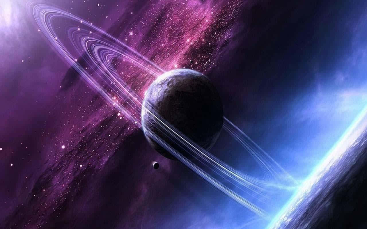 外太空 桌布 壁紙 — 一顆宏偉的環狀行星在紫色星雲和星場的鮮豔宇宙背景下發光。