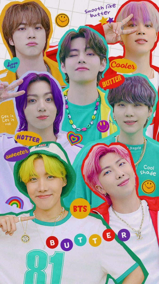 Bts Butter 桌布 壁紙 — 七位年輕男子擁有色彩繽紛的頭髮和俏皮的姿勢，周圍環繞著明亮的圖形文字和笑臉圖標。