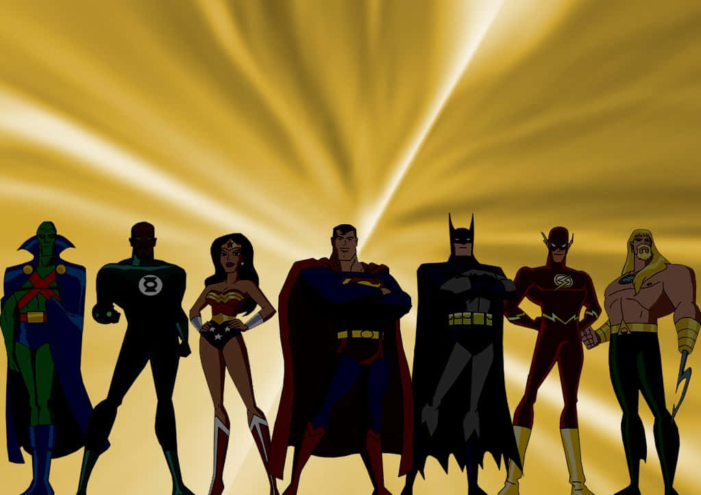 Justice League Unlimited 桌布 壁紙 — 七個標誌性超級英雄以英雄姿態站在散發戲劇性光線的燦爛金色背景前。