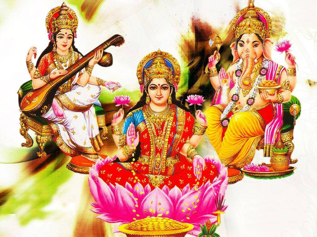 Hindu God 桌布 壁紙 — 三位印度教神祇威嚴地坐在飾有珠寶和蓮花的華麗寶座上，呈現出充滿活力的神聖場景。