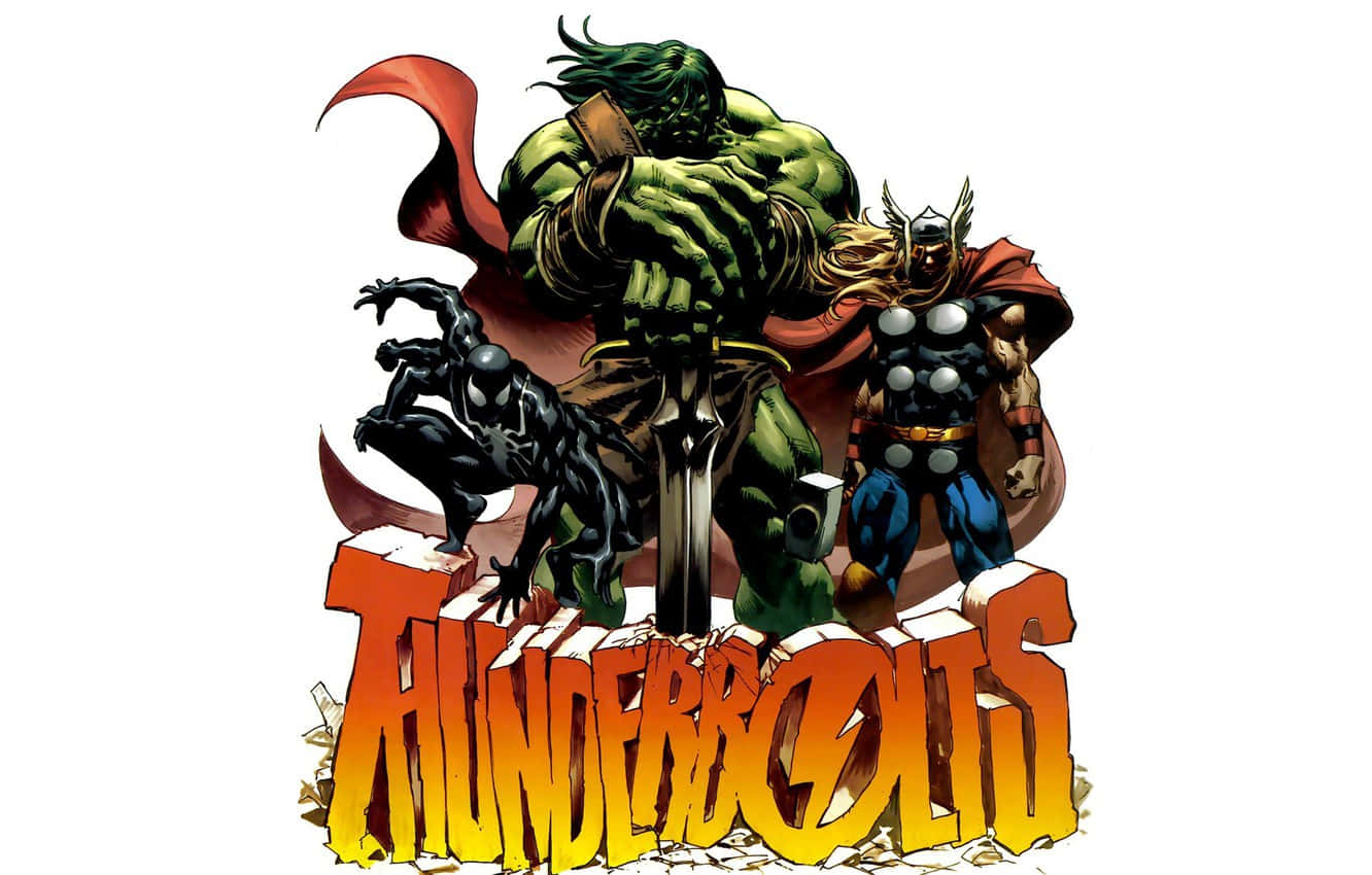 Thunderbolts 桌布 壁紙 — 三位漫畫英雄變形俠醫、雷神和黑豹強勢地站在破碎的標題標誌後面。