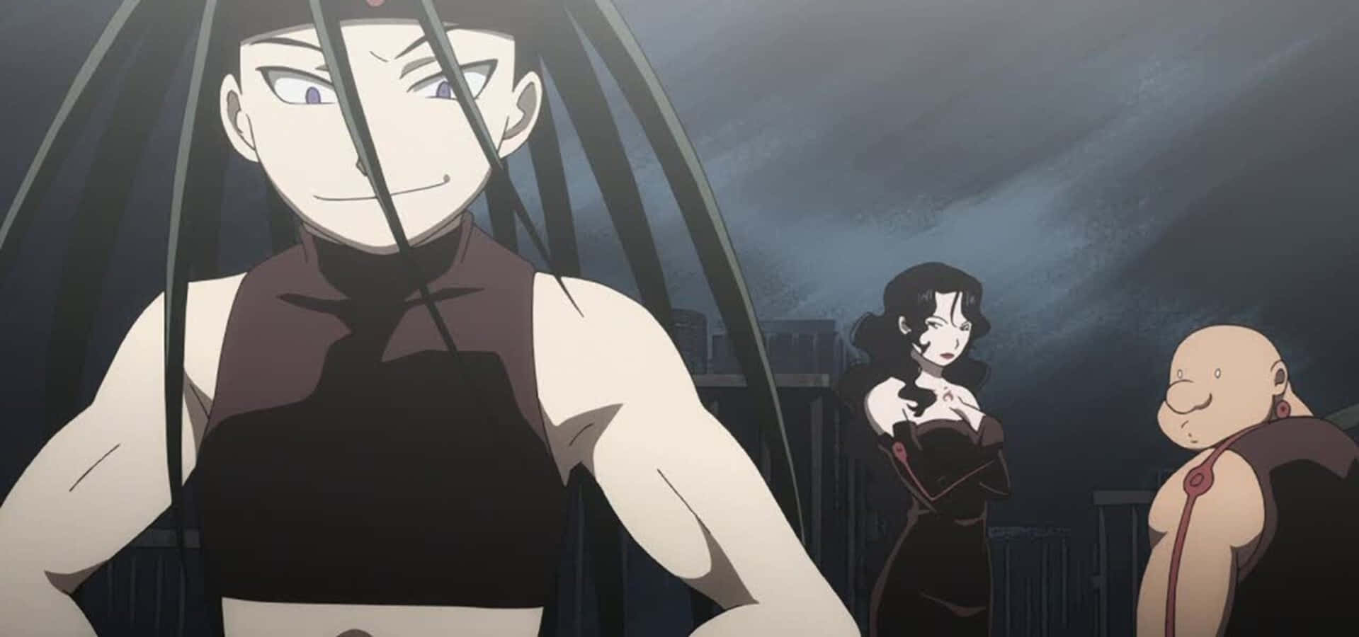 Fullmetal Alchemist Gluttony 桌布 壁紙 — 三個動漫角色站在昏暗的城市環境中，天空陰暗風雨交加，雨絲飄落。
