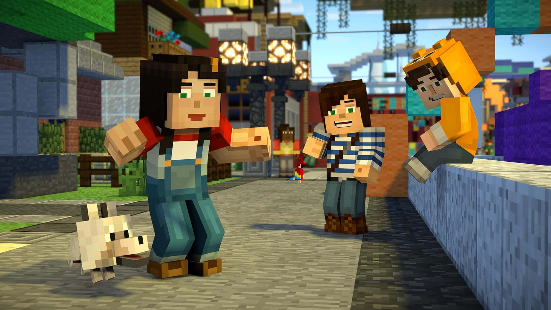 Minecraft Story Mode 桌布 壁紙 — 三個方塊狀的Minecraft角色和一隻羊站在色彩繽紛的像素小鎮街道上，沐浴在明亮的日光下。