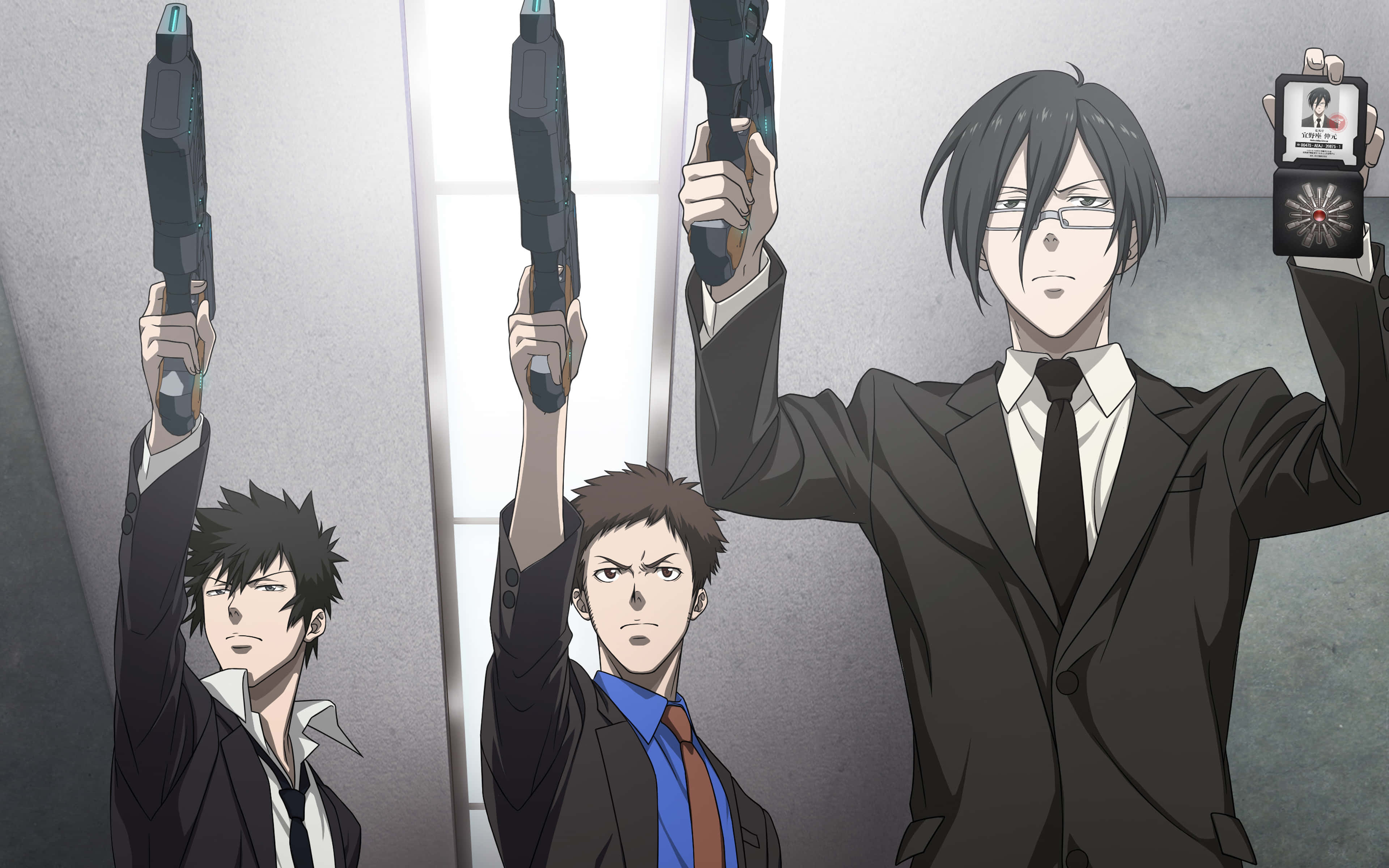 Thriller Anime 桌布 壁紙 — 三個穿著西裝的動畫男人在冷峻的灰色走廊裡拿著槍和身份證件。