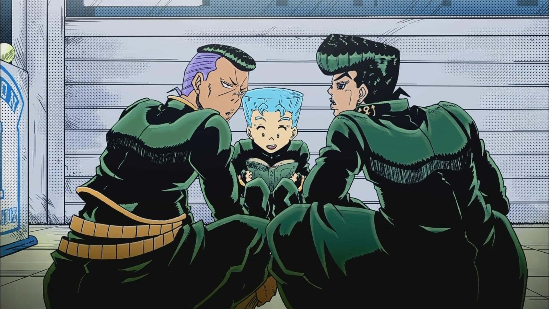 Okuyasu Nijimura 桌布 壁紙 — 三個身穿綠色外套的動漫角色，在骯髒的城市小巷裡圍著一個正在讀書的孩子。