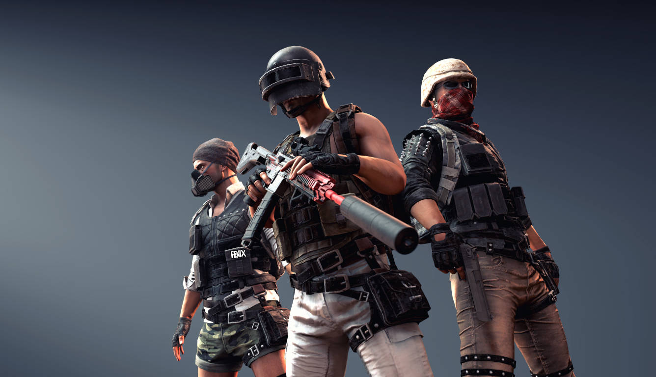 PUBG 桌布 壁紙 — 三名全副武裝的士兵身穿戰術裝備，在深色漸變背景前準備就緒。