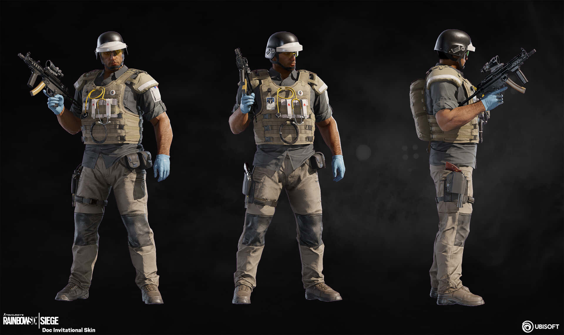 Rainbow Six Siege Doc 桌布 壁紙 — 三名身穿沙漠裝備的戰術士兵在黑暗煙霧背景前持步槍擺姿勢。