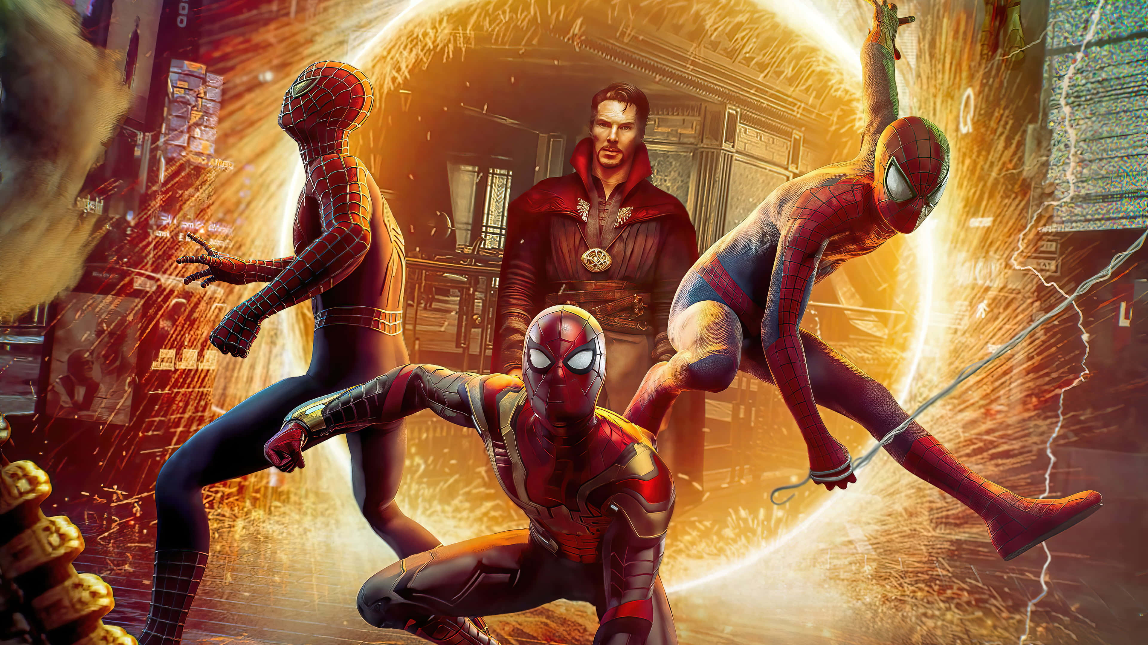 Spider Man No Way Home 桌布 壁紙 — 三套蜘蛛俠戰衣與奇異博士在混亂的城市環境中，於發光的金色傳送門前動態擺姿勢。
