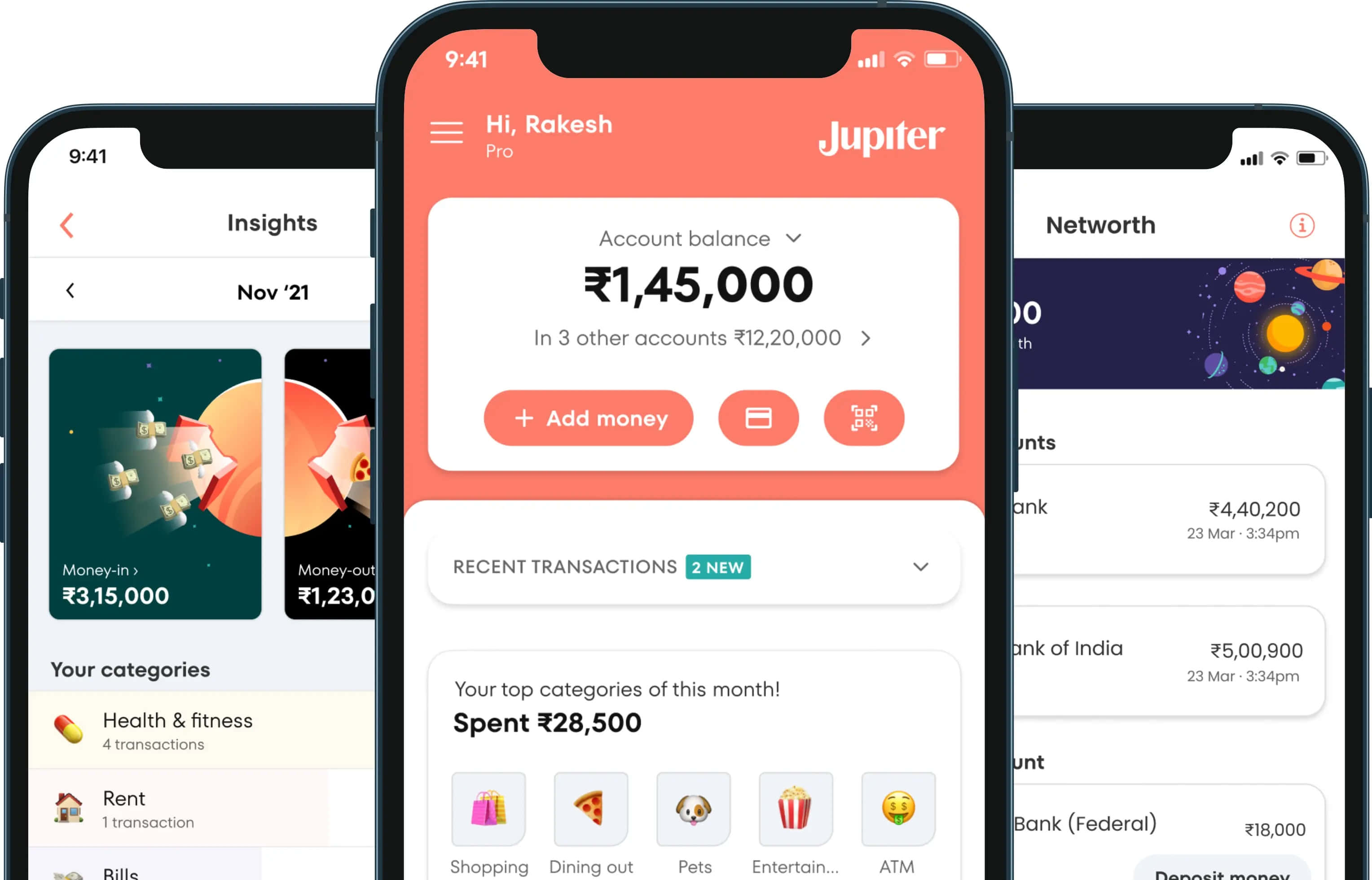 Mobile Banking 桌布 壁紙 — 三部智能手機顯示Jupiter財務應用程式，展示帳戶結餘、近期交易及支出類別，背景為鮮豔的珊瑚色和深色。