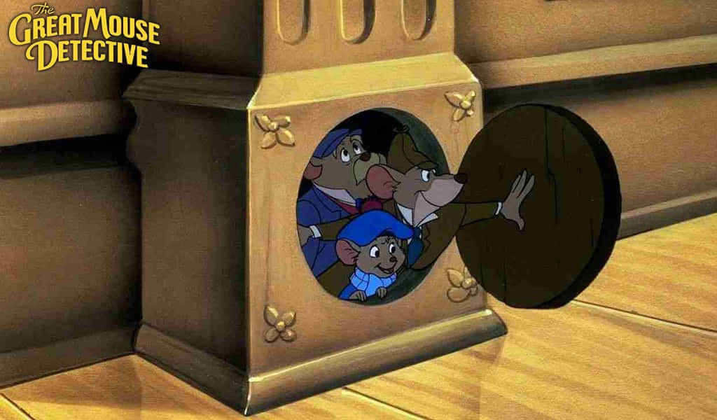 The Great Mouse Detective 桌布 壁紙 — 三隻動畫老鼠好奇地透過一個華麗金色時鐘的圓形開口偷看。