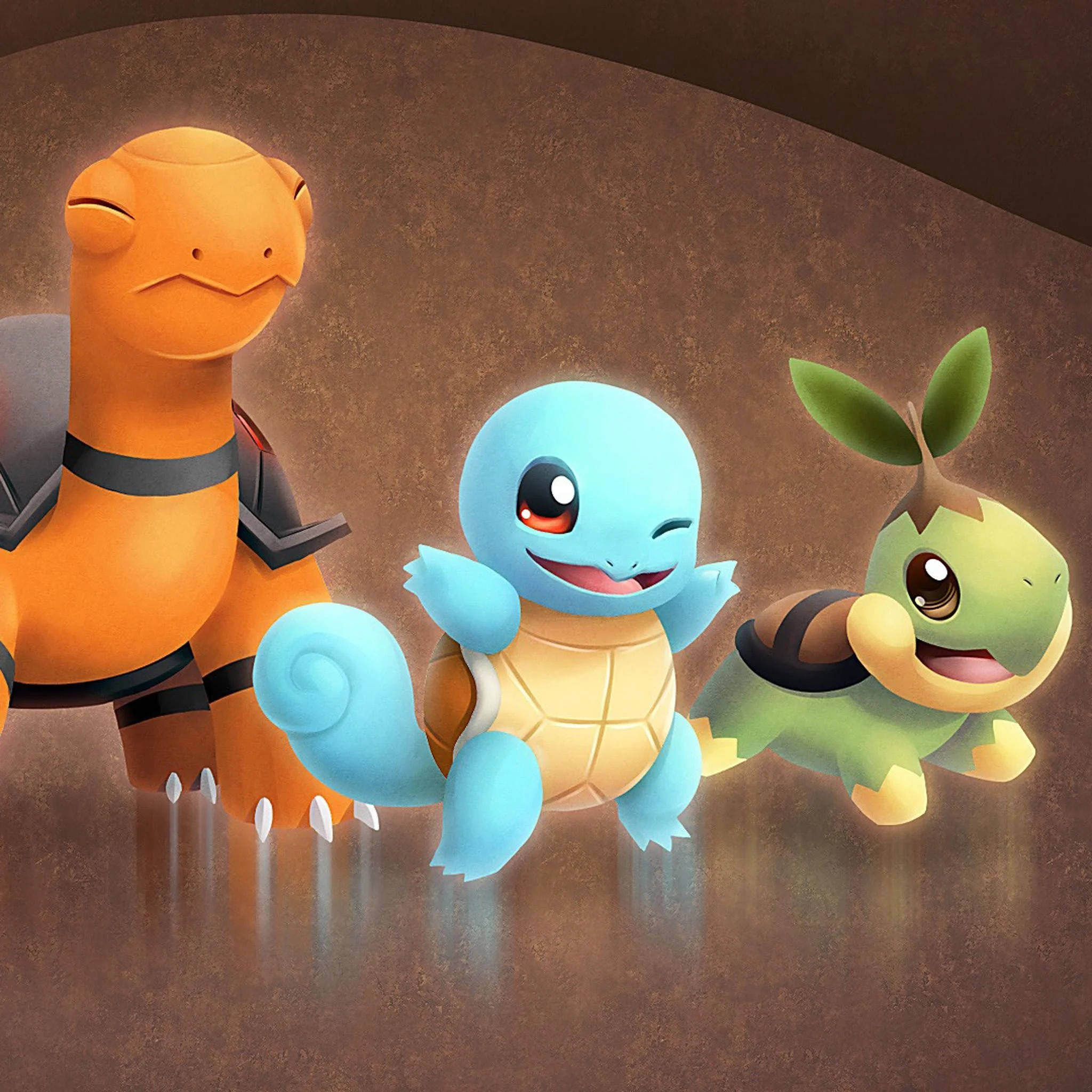Pokemon 桌布 壁紙 — 三隻開心的 Pokémon 初始寶可夢——小火龍、車厘龜和奇異種子——在帶有紋理的棕色表面上以柔和光線一起擺姿勢。