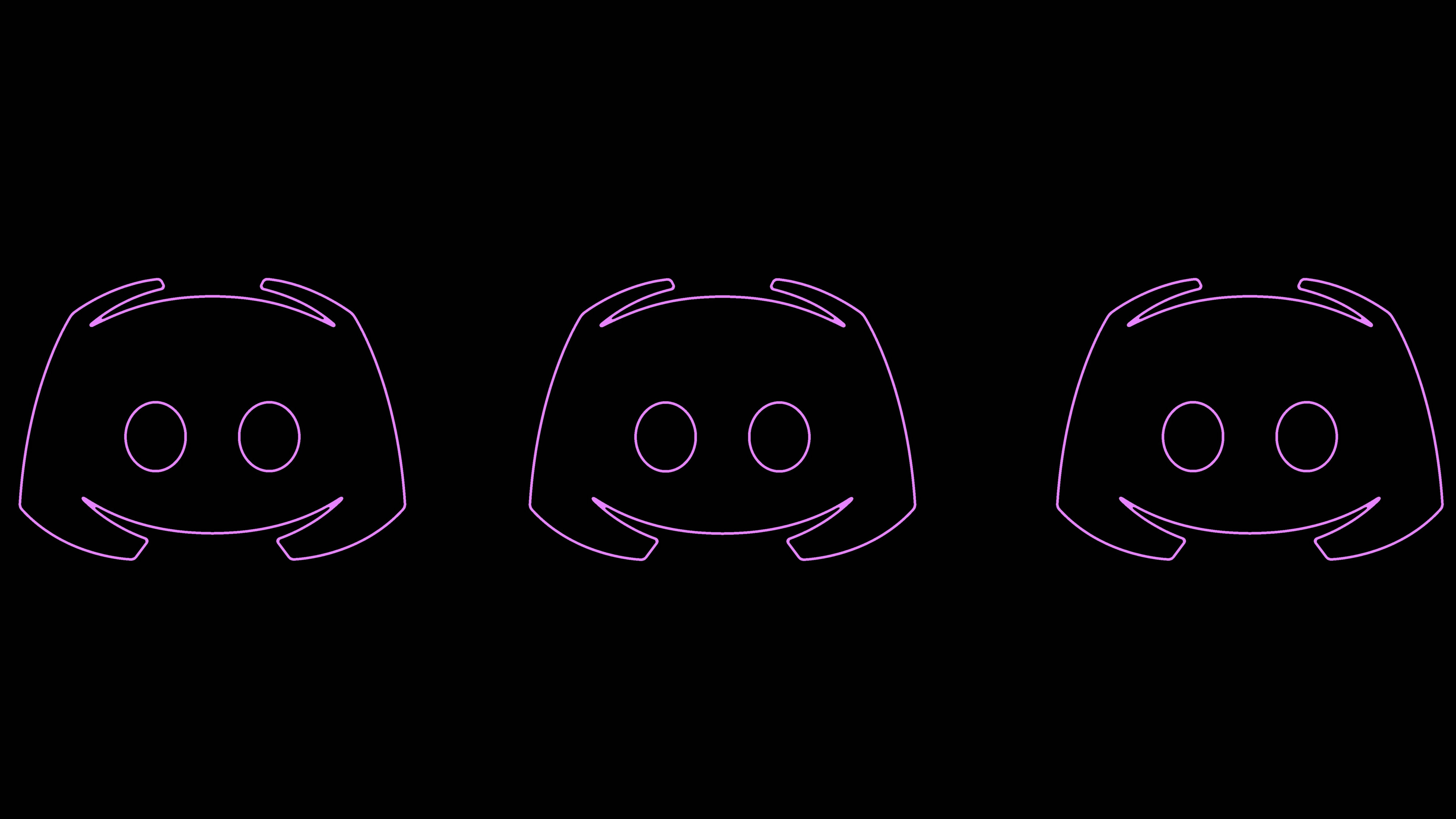 三隻霓虹紫色 Discord Clyde 壁紙 — 三個發光紫色Discord標誌，以霓虹燈勾勒，襯以黑色背景。