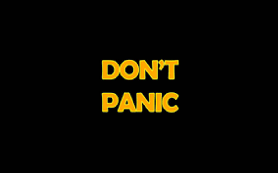 不要驚慌 黃黑背景 壁紙 — 粗體黃色文字「DON'T PANIC」居中顯示在純黑色背景上。