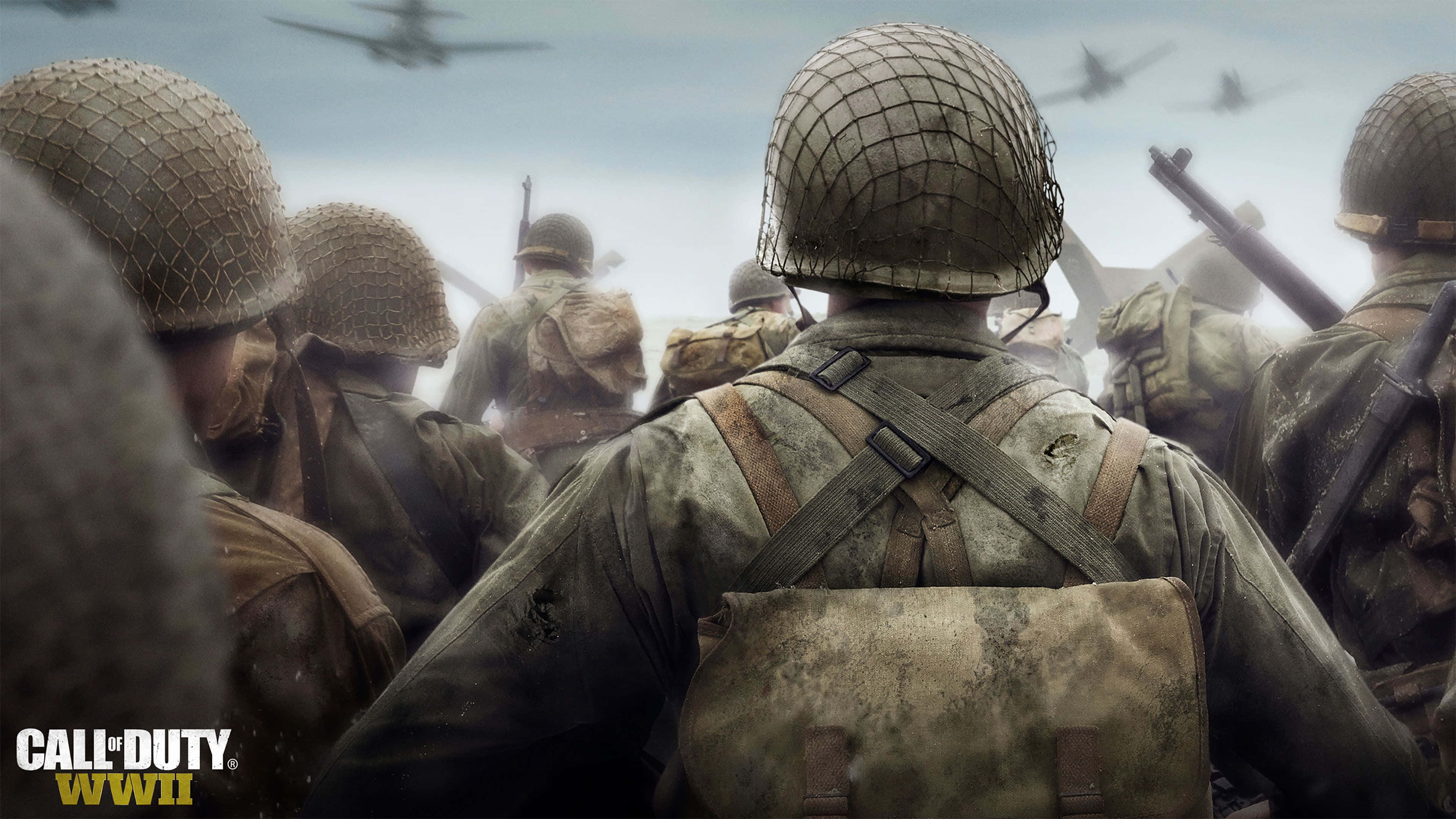 Call Of Duty Soldiers 桌布 壁紙 — 二戰頭盔士兵向前行進，戰鬥機在頭頂飛過，呈現 gritty 戰場場景。